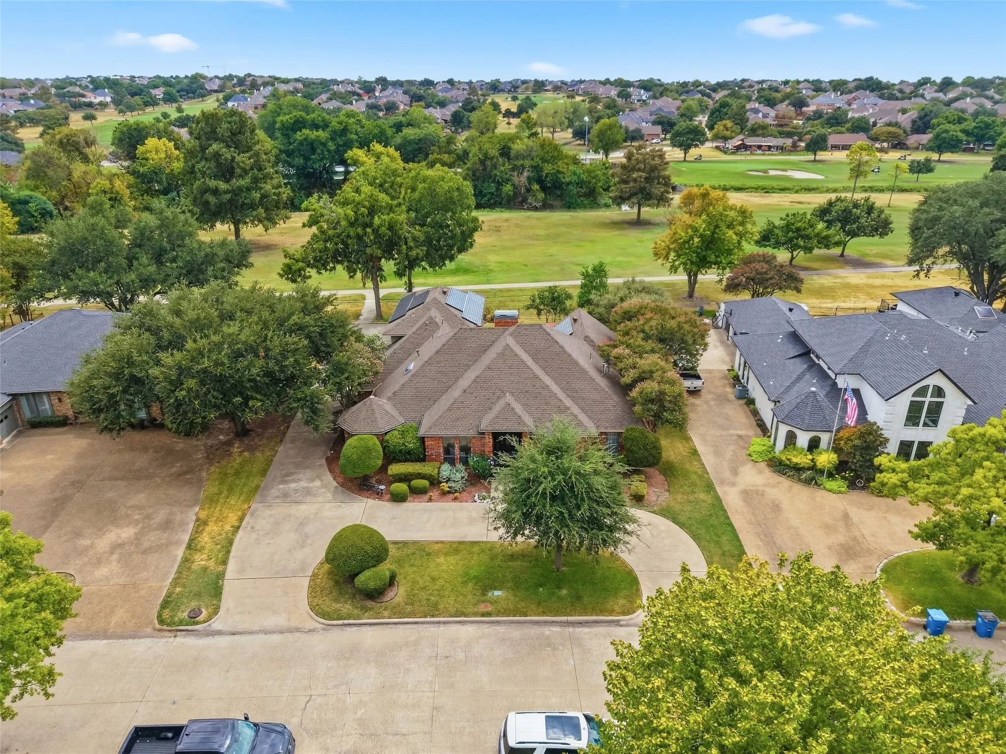 Single Family Residence For Sale in Rockwall County , 1465 Plummer Drive, Rockwall, Texas 75087, 4 Bedroom, 4 Bathroom, 2 Garage spaces, 4,016 Sqft, built in 1986, mls#21384427, Real Estate Agent in Rockwall, Homes For Sale in Rockwall county, Homes For Sale in Rockwall, Realtor in Rockwall Texas, Real Estate Brokerage Independent Realty Texas, Luminita Cordes Realtor