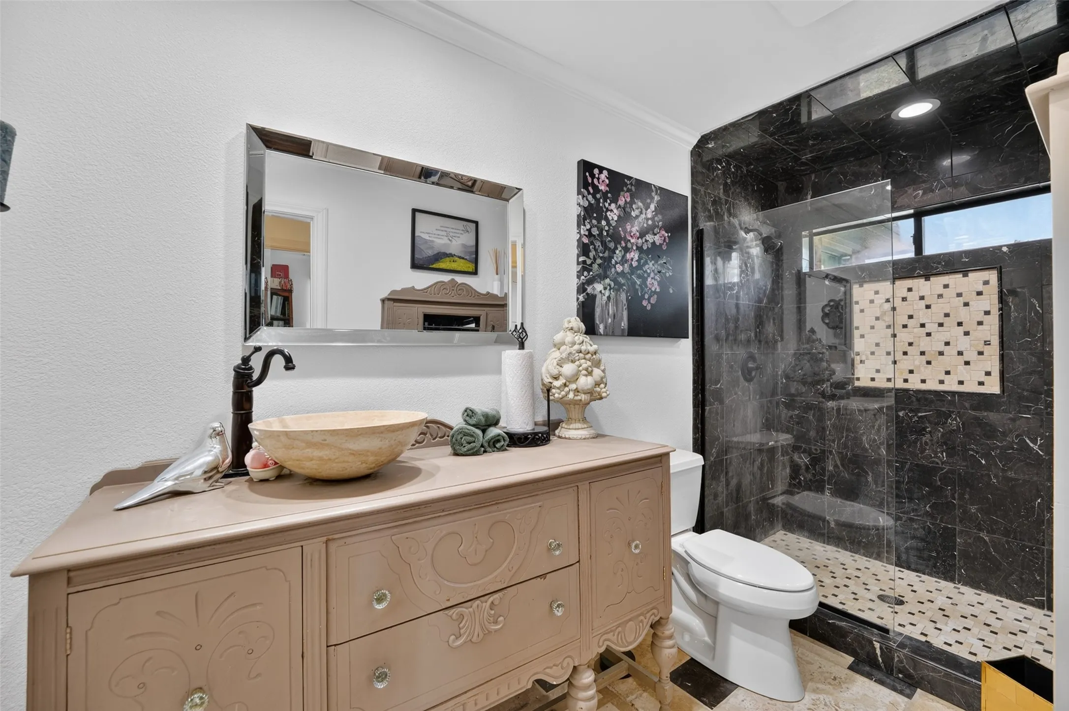 Single Family Residence For Sale in Rockwall County , 1465 Plummer Drive, Rockwall, Texas 75087, 4 Bedroom, 4 Bathroom, 2 Garage spaces, 4,016 Sqft, built in 1986, mls#21384427, Real Estate Agent in Rockwall, Homes For Sale in Rockwall county, Homes For Sale in Rockwall, Realtor in Rockwall Texas, Real Estate Brokerage Independent Realty Texas, Luminita Cordes Realtor