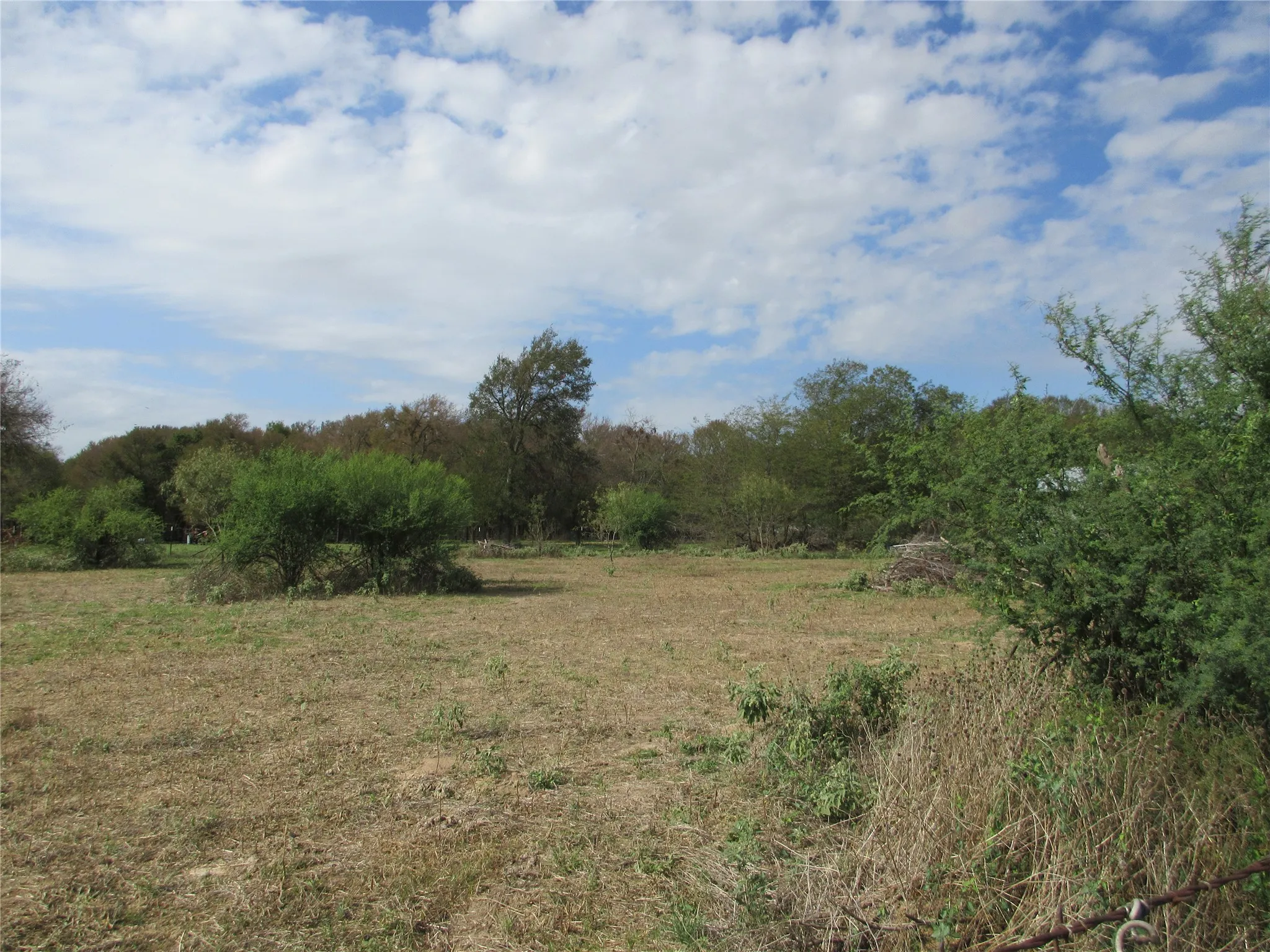 Unimproved Land For Sale in Falls County , Business Shy 6 S S Business Hwy 6 Highway S 1, Marlin, Texas 76661, 0, 0, Garage spaces, 0 Sqft, built in 0, mls#21385174, Real Estate Agent in Marlin, Homes For Sale in Falls county, Homes For Sale in Marlin, Realtor in Marlin Texas, Real Estate Brokerage Independent Realty Texas, Luminita Cordes Realtor