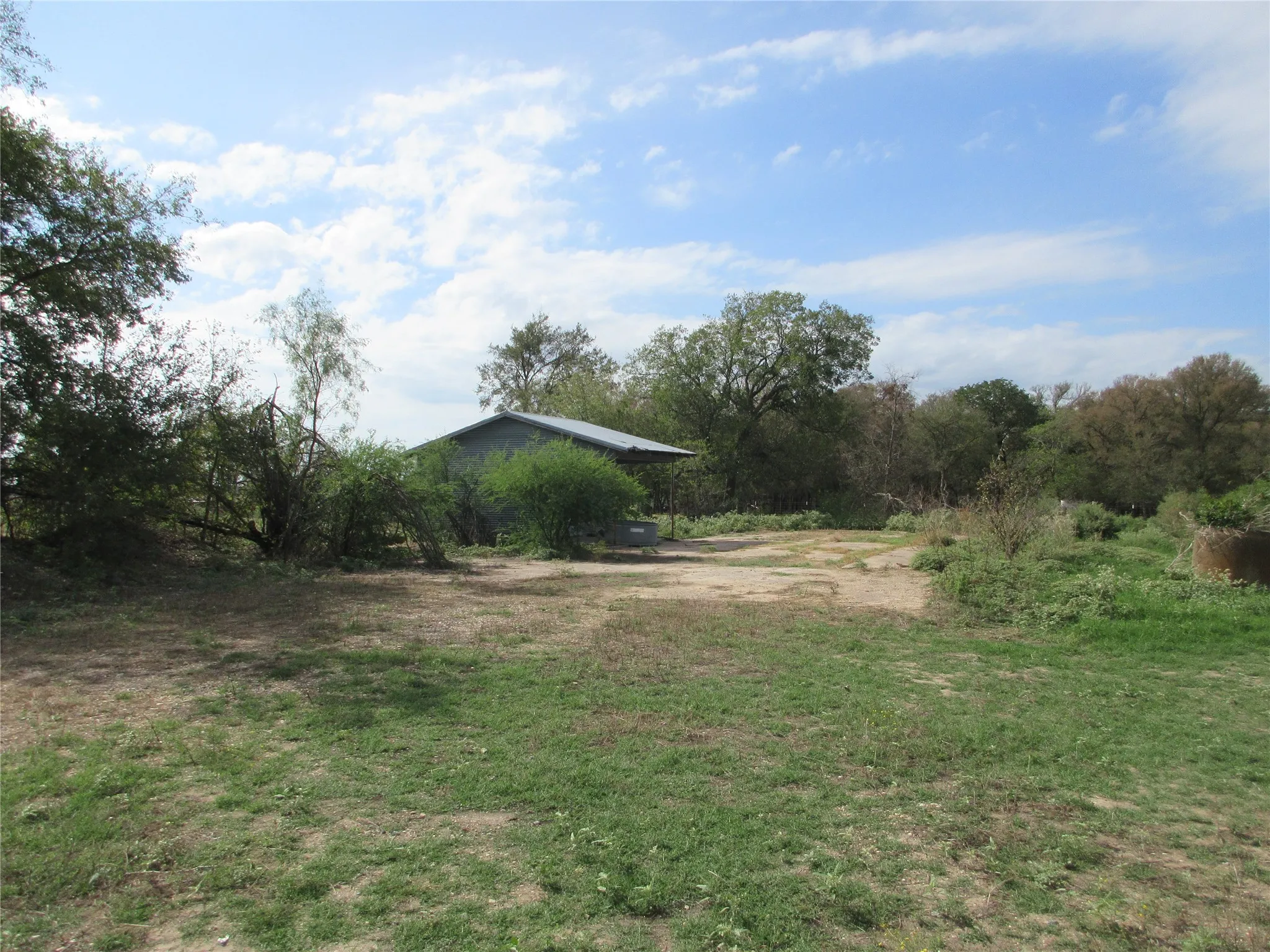 Unimproved Land For Sale in Falls County , Business Shy 6 S S Business Hwy 6 Highway S 1, Marlin, Texas 76661, 0, 0, Garage spaces, 0 Sqft, built in 0, mls#21385174, Real Estate Agent in Marlin, Homes For Sale in Falls county, Homes For Sale in Marlin, Realtor in Marlin Texas, Real Estate Brokerage Independent Realty Texas, Luminita Cordes Realtor