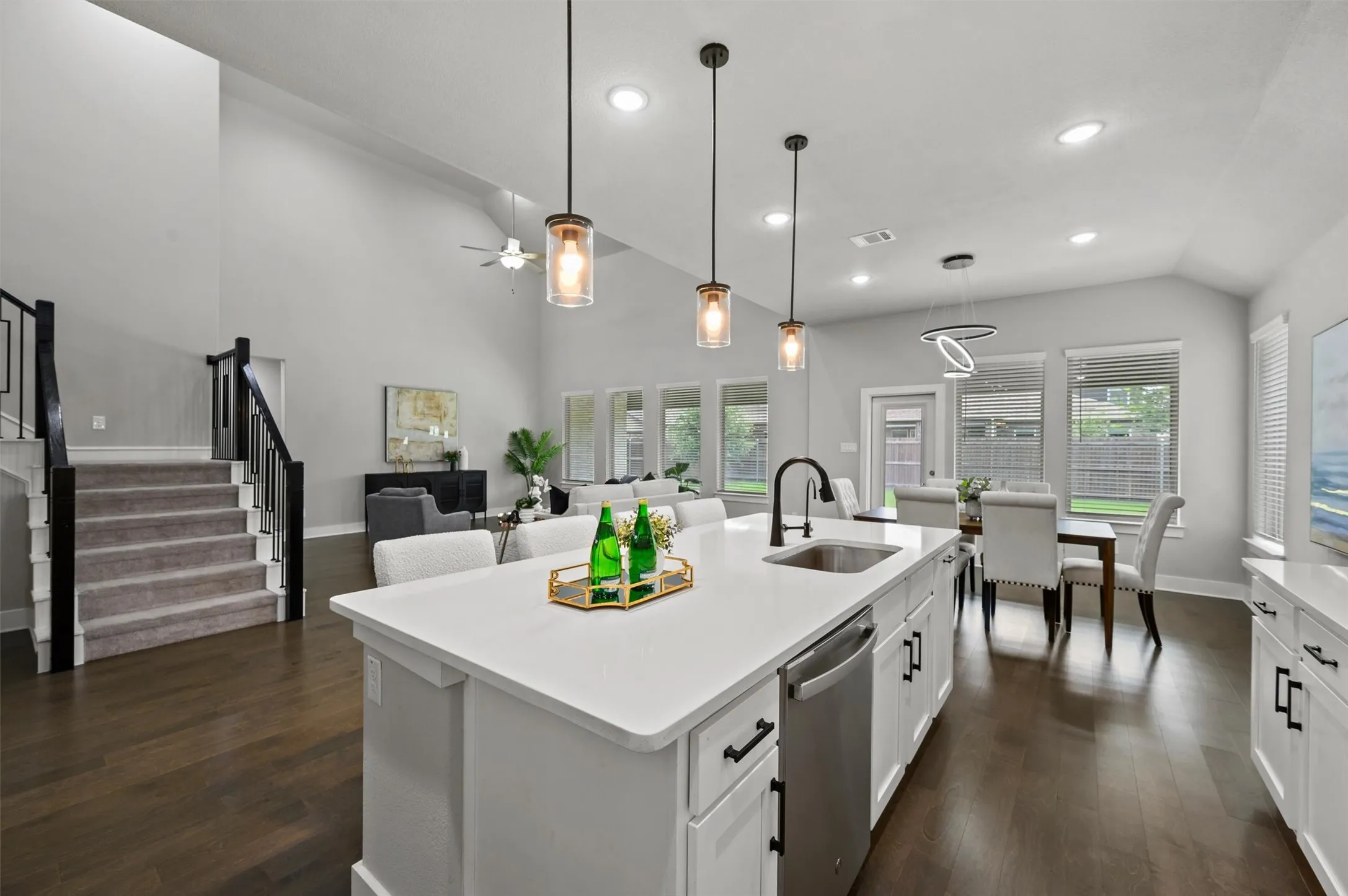 Single Family Residence For Rent in Denton County , 3648 Platte River Trail, Celina, Texas 75078, 4 Bedroom, 4 Bathroom, 3 Garage spaces, 3,372 Sqft, built in 2022, mls#21385188, Real Estate Agent in Celina, Homes For Rent in Denton county, Homes For Rent in Celina, Realtor in Celina Texas, Real Estate Brokerage Independent Realty Texas, Luminita Cordes Realtor