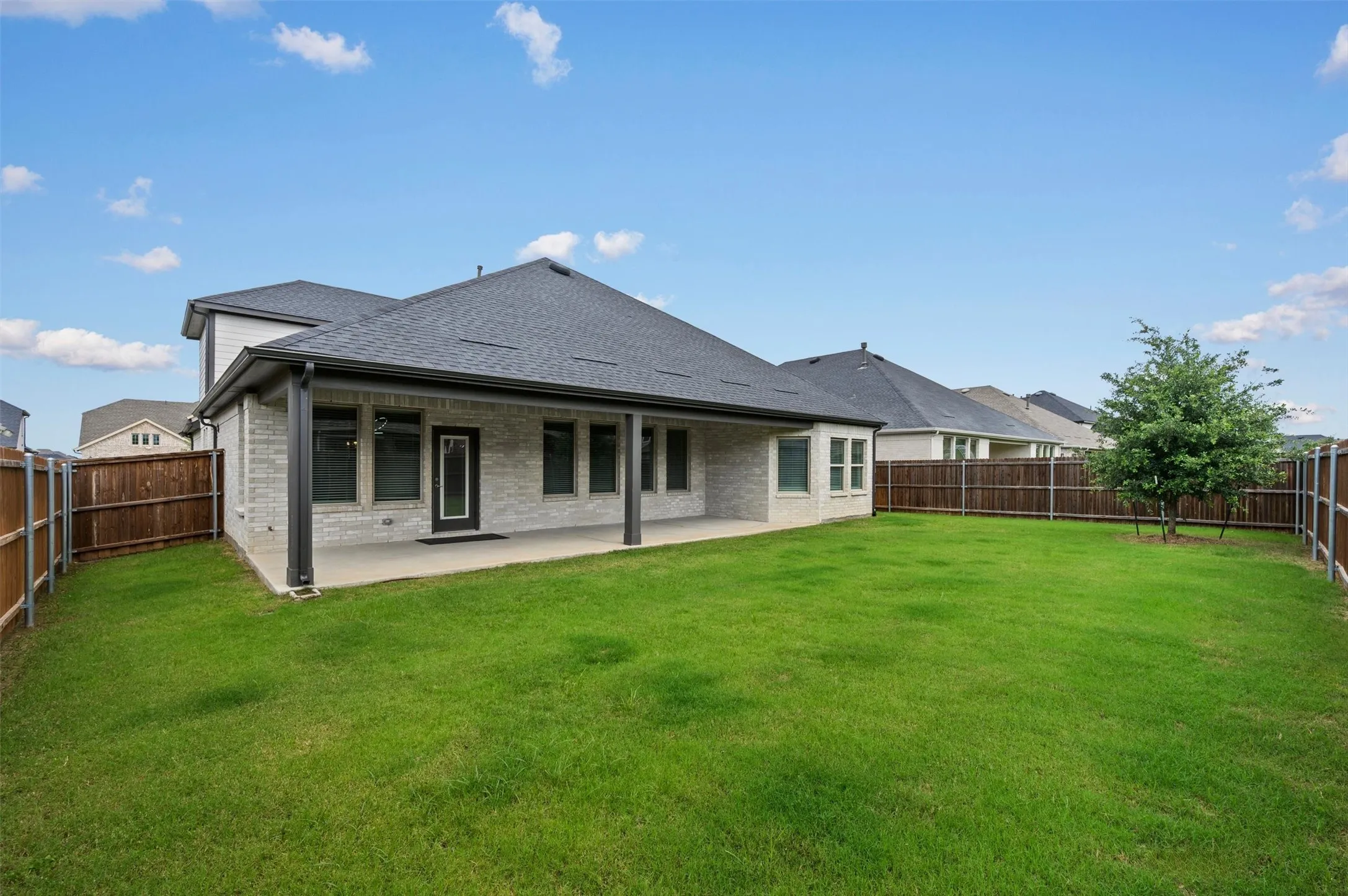 Single Family Residence For Rent in Denton County , 3648 Platte River Trail, Celina, Texas 75078, 4 Bedroom, 4 Bathroom, 3 Garage spaces, 3,372 Sqft, built in 2022, mls#21385188, Real Estate Agent in Celina, Homes For Rent in Denton county, Homes For Rent in Celina, Realtor in Celina Texas, Real Estate Brokerage Independent Realty Texas, Luminita Cordes Realtor