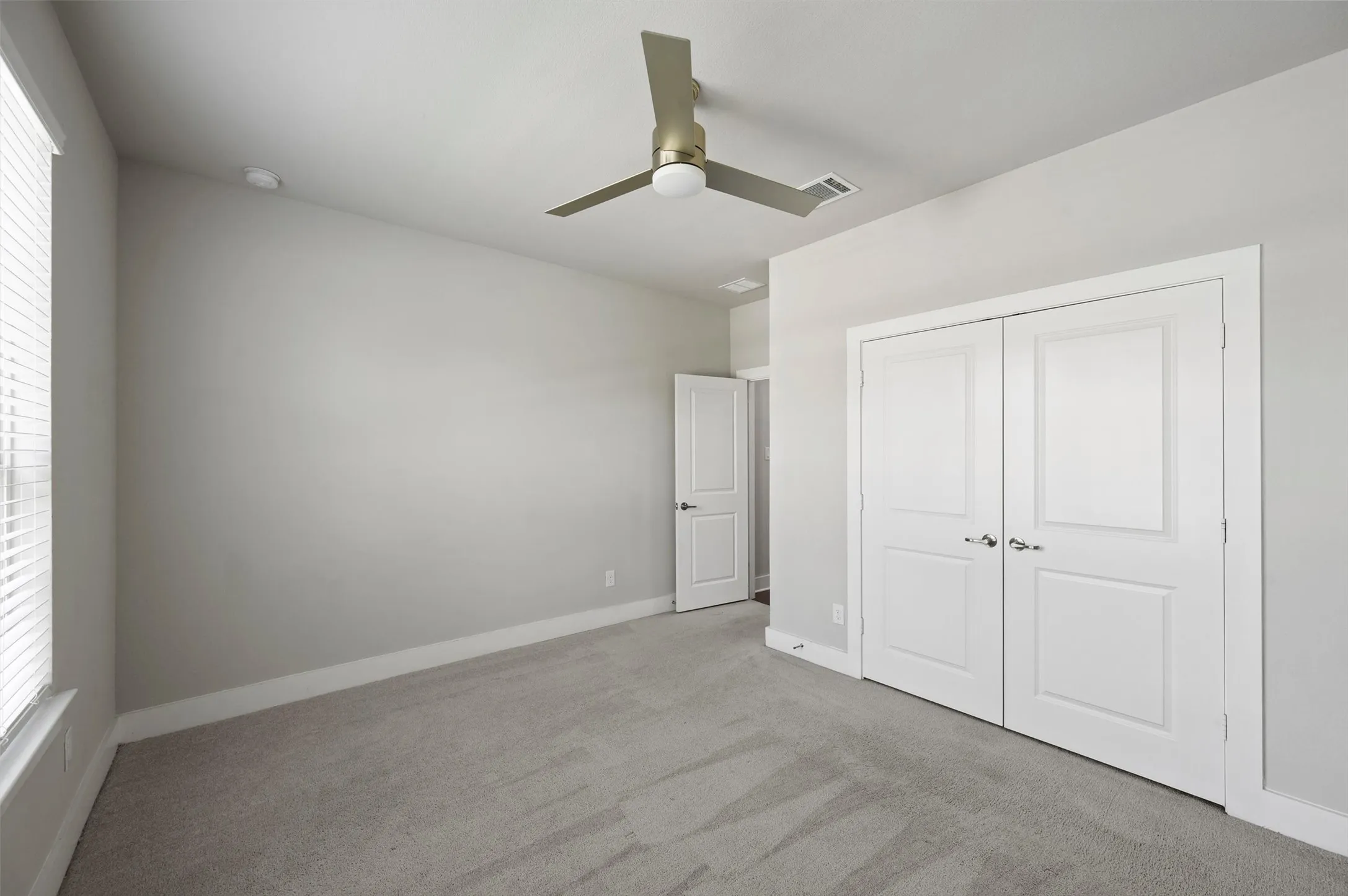 Single Family Residence For Rent in Denton County , 3648 Platte River Trail, Celina, Texas 75078, 4 Bedroom, 4 Bathroom, 3 Garage spaces, 3,372 Sqft, built in 2022, mls#21385188, Real Estate Agent in Celina, Homes For Rent in Denton county, Homes For Rent in Celina, Realtor in Celina Texas, Real Estate Brokerage Independent Realty Texas, Luminita Cordes Realtor