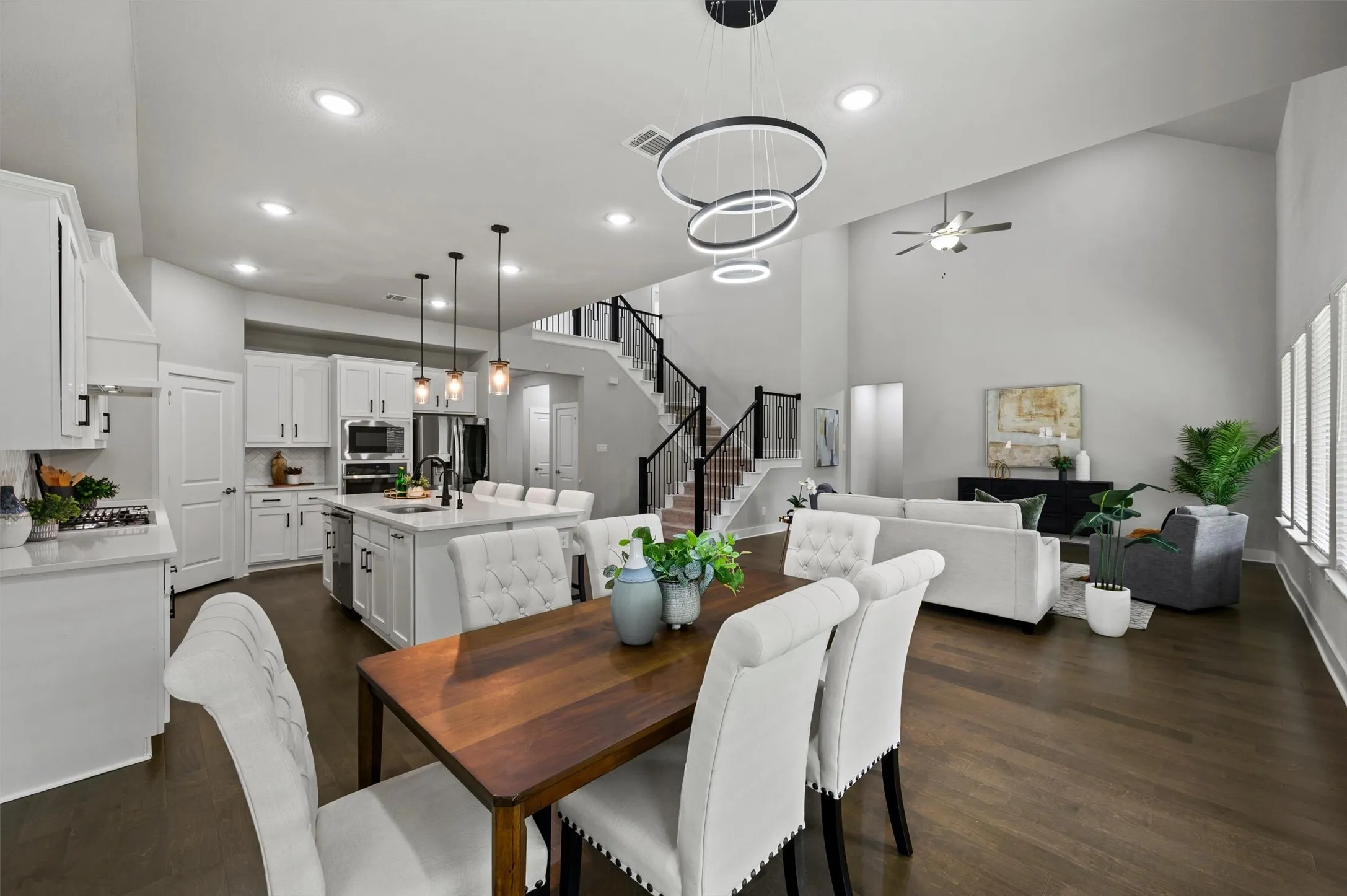 Single Family Residence For Rent in Denton County , 3648 Platte River Trail, Celina, Texas 75078, 4 Bedroom, 4 Bathroom, 3 Garage spaces, 3,372 Sqft, built in 2022, mls#21385188, Real Estate Agent in Celina, Homes For Rent in Denton county, Homes For Rent in Celina, Realtor in Celina Texas, Real Estate Brokerage Independent Realty Texas, Luminita Cordes Realtor