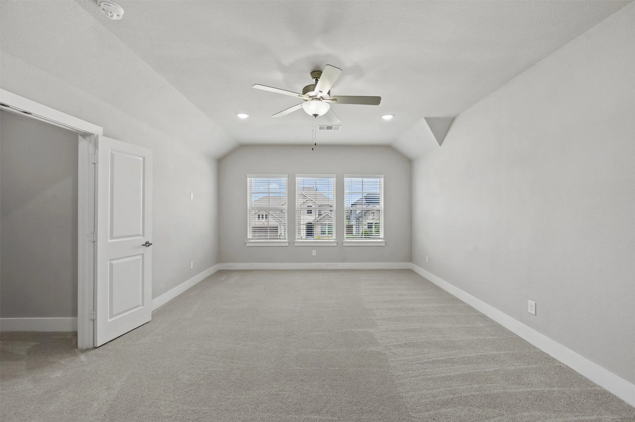 Single Family Residence For Rent in Denton County , 3648 Platte River Trail, Celina, Texas 75078, 4 Bedroom, 4 Bathroom, 3 Garage spaces, 3,372 Sqft, built in 2022, mls#21385188, Real Estate Agent in Celina, Homes For Rent in Denton county, Homes For Rent in Celina, Realtor in Celina Texas, Real Estate Brokerage Independent Realty Texas, Luminita Cordes Realtor