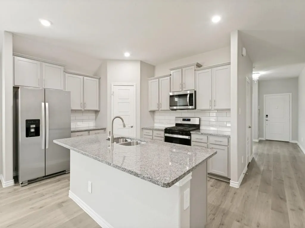 Single Family Residence For Sale in Denton County , 9704 Autumn Leaves Lane, Aubrey, Texas 76227, 4 Bedroom, 3 Bathroom, 2 Garage spaces, 2,080 Sqft, built in 2023, mls#21383190, Real Estate Agent in Aubrey, Homes For Sale in Denton county, Homes For Sale in Aubrey, Realtor in Aubrey Texas, Real Estate Brokerage Independent Realty Texas, Luminita Cordes Realtor