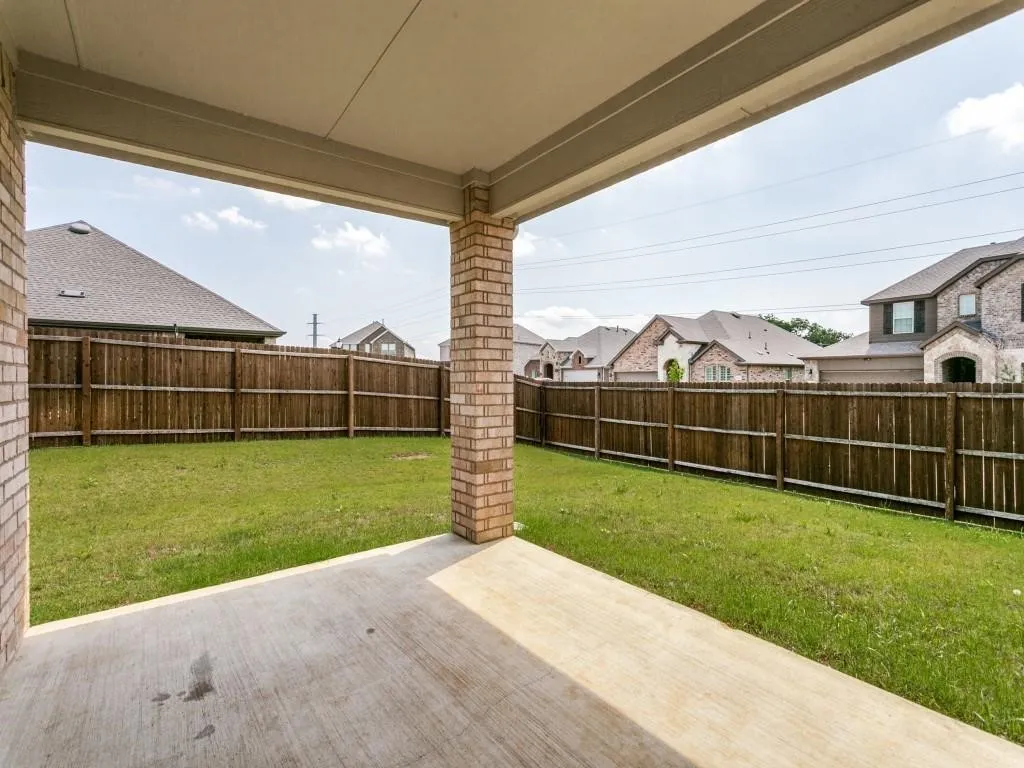 Single Family Residence For Sale in Denton County , 9704 Autumn Leaves Lane, Aubrey, Texas 76227, 4 Bedroom, 3 Bathroom, 2 Garage spaces, 2,080 Sqft, built in 2023, mls#21383190, Real Estate Agent in Aubrey, Homes For Sale in Denton county, Homes For Sale in Aubrey, Realtor in Aubrey Texas, Real Estate Brokerage Independent Realty Texas, Luminita Cordes Realtor
