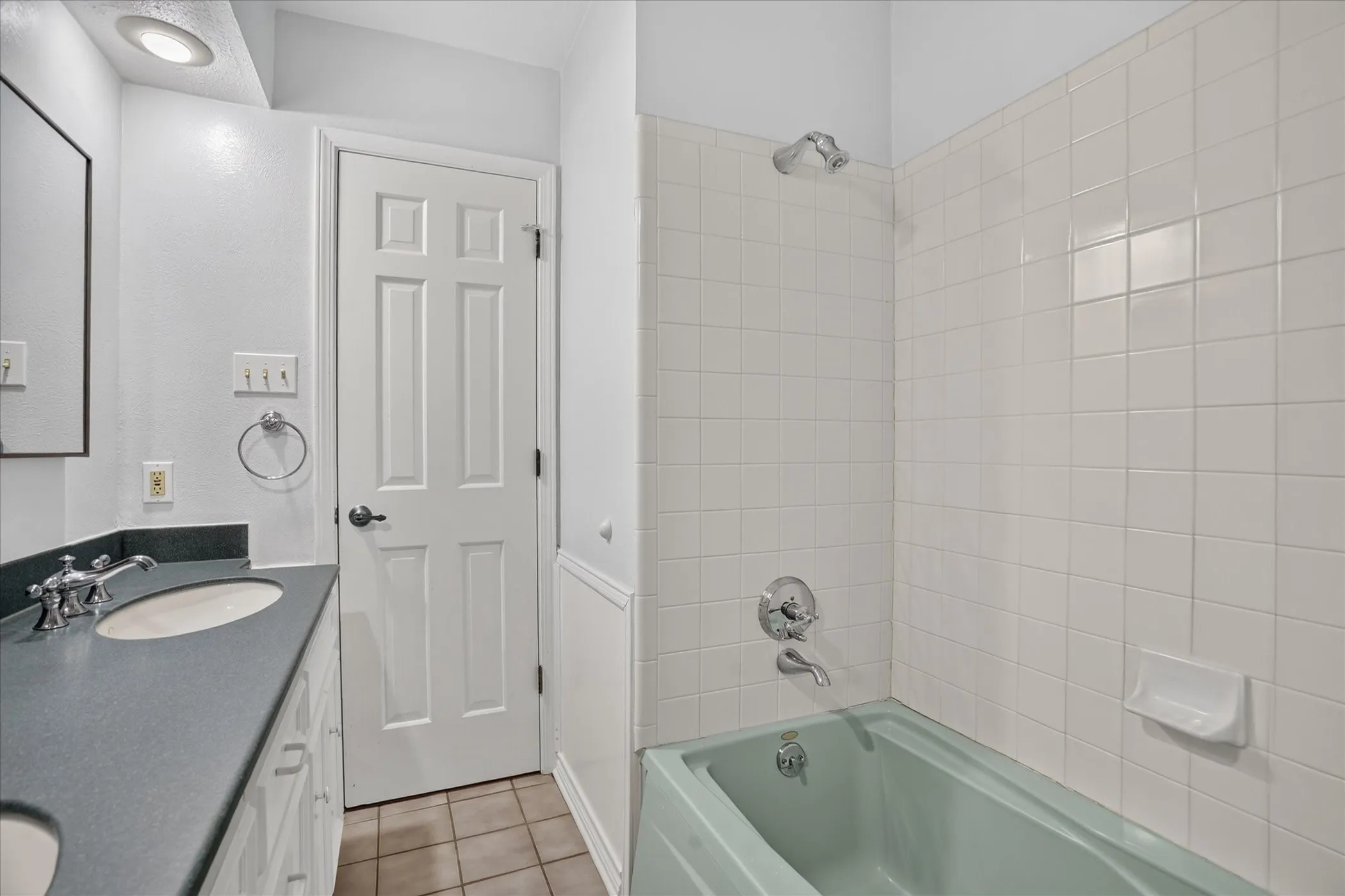 Downstairs bathroom with two sinks