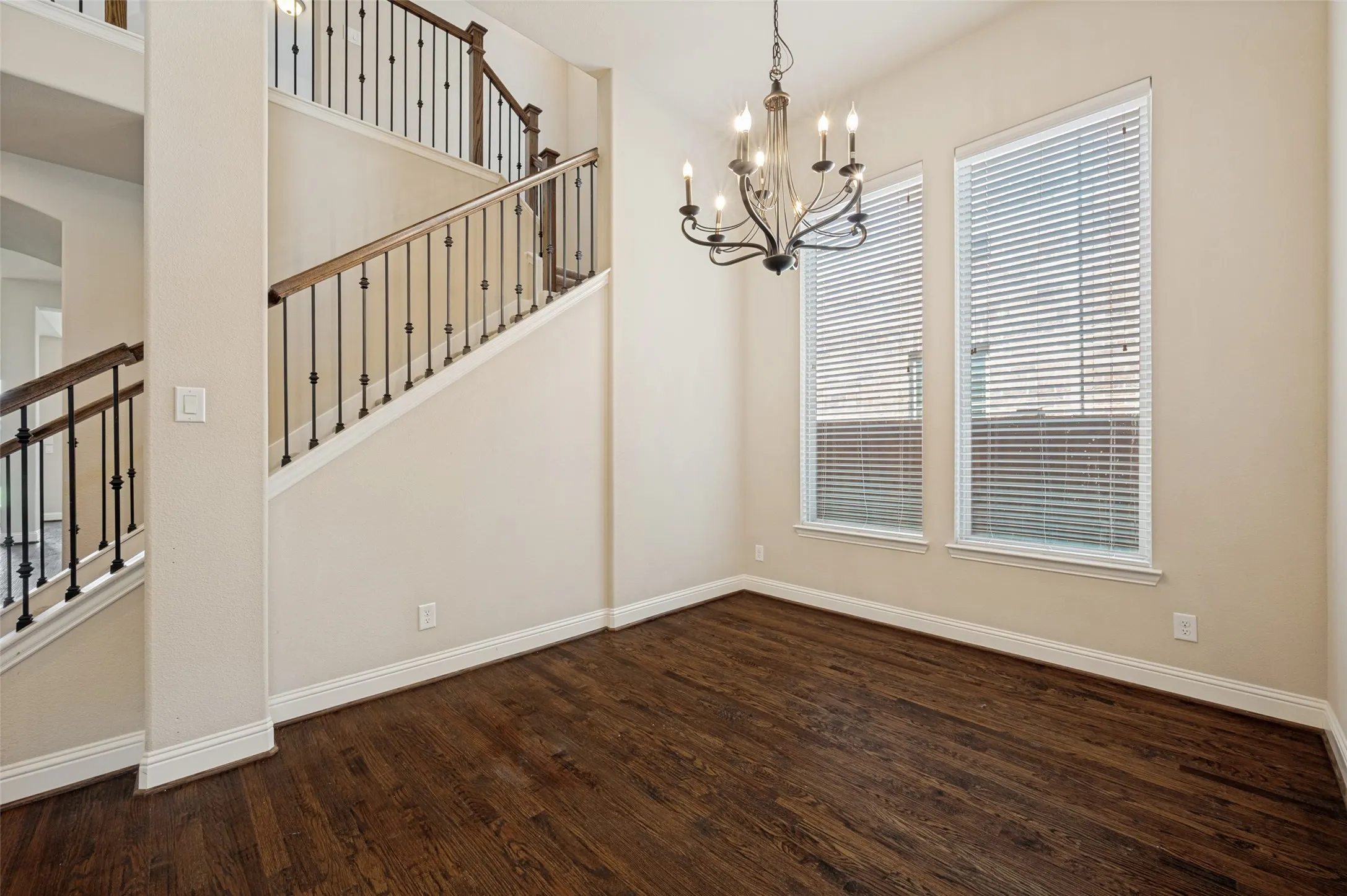 Single Family Residence For Sale in Collin County , 4130 Maclin Drive, Celina, Texas 75009, 4 Bedroom, 4 Bathroom, 2 Garage spaces, 3,396 Sqft, built in 2017, mls#21385189, Real Estate Agent in Celina, Homes For Sale in Collin county, Homes For Sale in Celina, Realtor in Celina Texas, Real Estate Brokerage Independent Realty Texas, Luminita Cordes Realtor