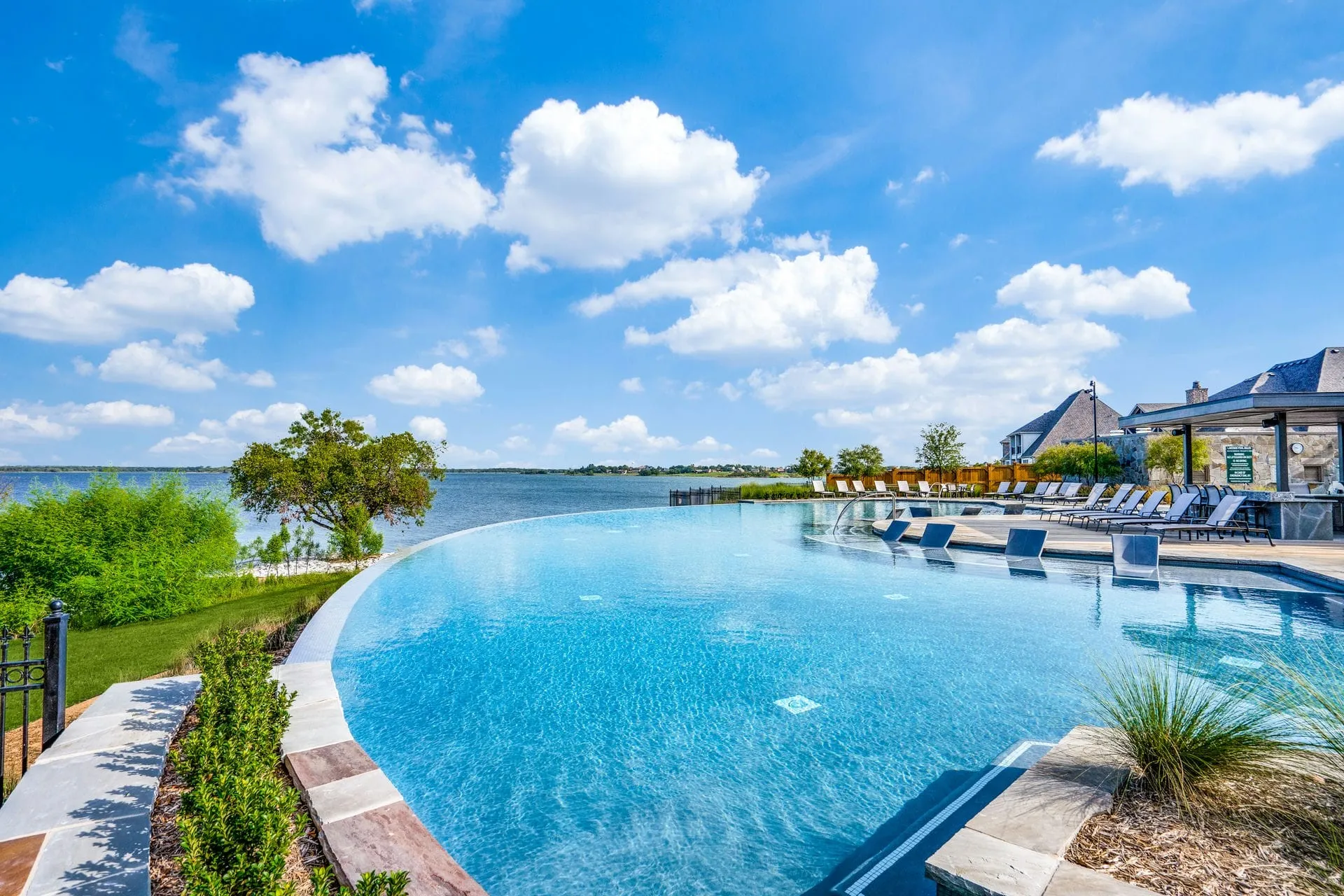 Community Infinity Pool