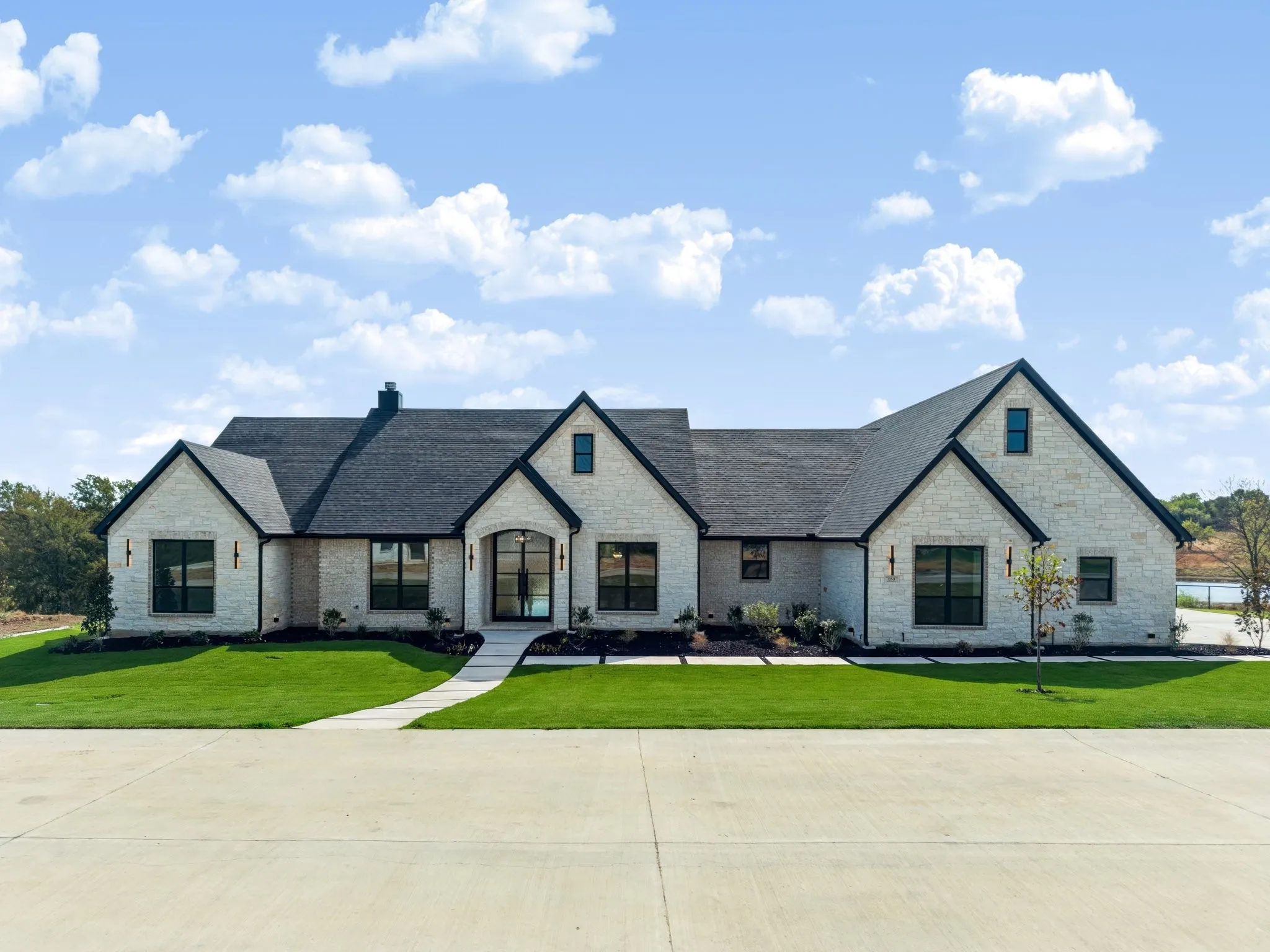 Single Family Residence For Sale in Grayson County , 153 Red Bird Lane, Bells, Texas 75414, 4 Bedroom, 5 Bathroom, 3 Garage spaces, 3,960 Sqft, built in 2026, mls#21385016, Real Estate Agent in Bells, Homes For Sale in Grayson county, Homes For Sale in Bells, Realtor in Bells Texas, Real Estate Brokerage Independent Realty Texas, Luminita Cordes Realtor
