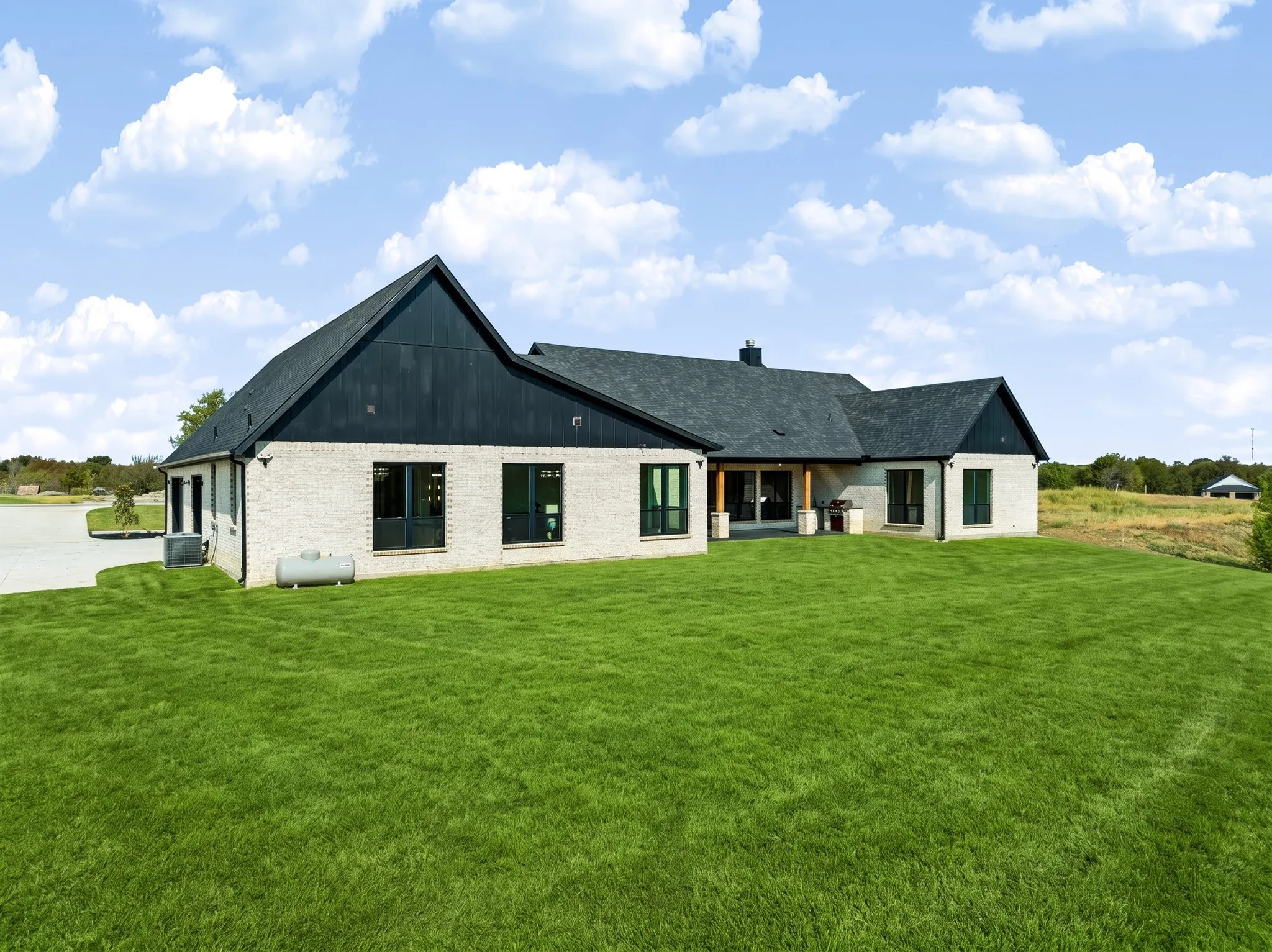 Single Family Residence For Sale in Grayson County , 153 Red Bird Lane, Bells, Texas 75414, 4 Bedroom, 5 Bathroom, 3 Garage spaces, 3,960 Sqft, built in 2026, mls#21385016, Real Estate Agent in Bells, Homes For Sale in Grayson county, Homes For Sale in Bells, Realtor in Bells Texas, Real Estate Brokerage Independent Realty Texas, Luminita Cordes Realtor