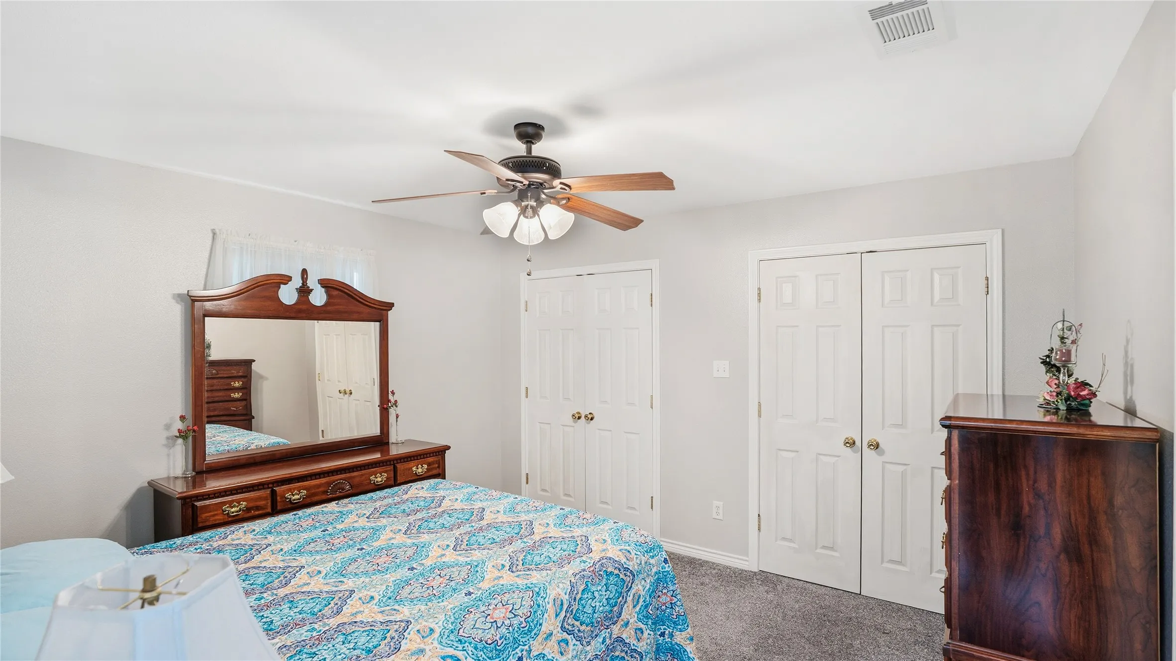 Single Family Residence For Sale in Van Zandt County , 221 PRIVATE ROAD 8774, Ben Wheeler, Texas 75754, 3 Bedroom, 2 Bathroom, 2 Garage spaces, 1,364 Sqft, built in 2001, mls#21385206, Real Estate Agent in Ben Wheeler, Homes For Sale in Van Zandt county, Homes For Sale in Ben Wheeler, Realtor in Ben Wheeler Texas, Real Estate Brokerage Independent Realty Texas, Luminita Cordes Realtor
