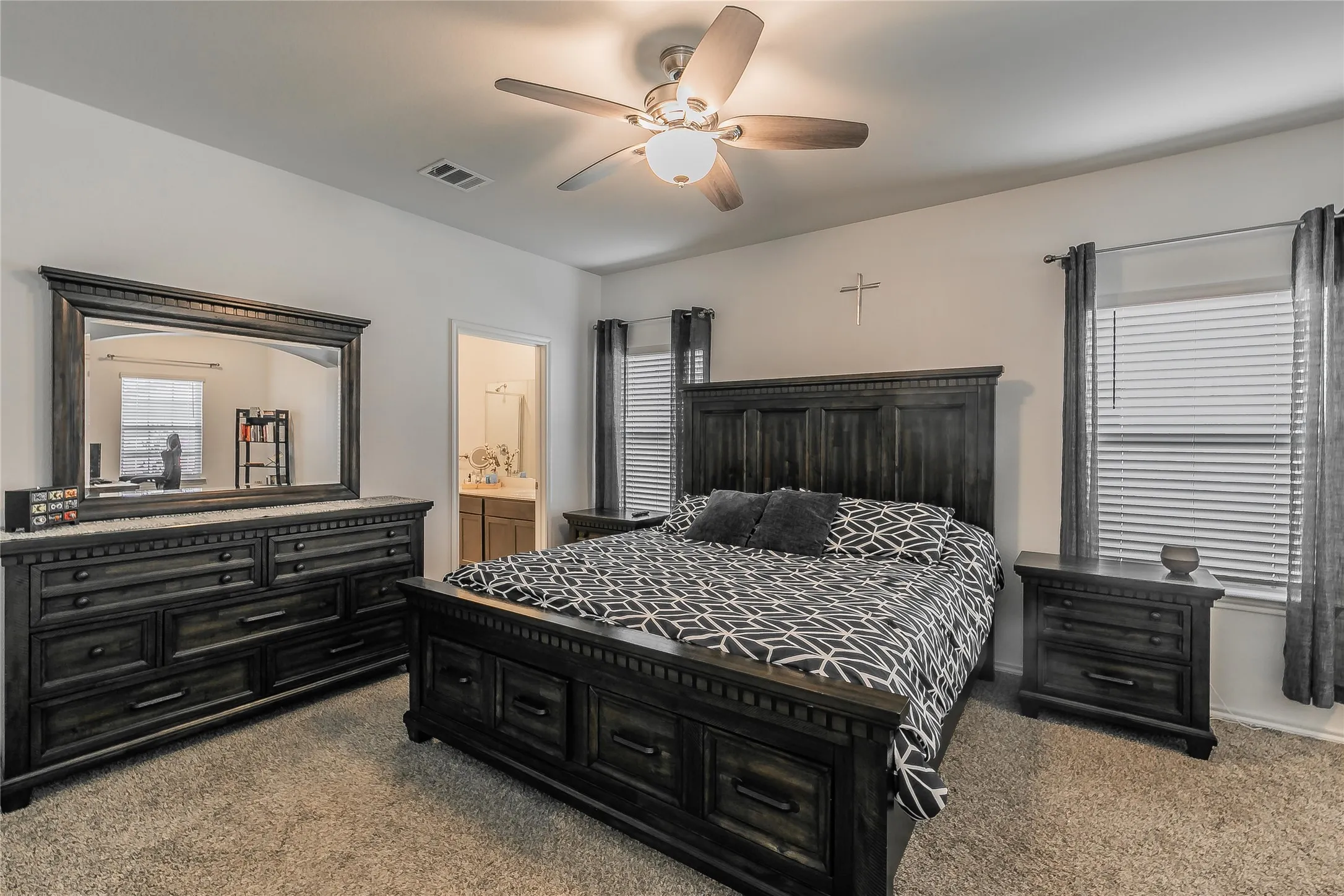 Single Family Residence For Rent in Collin County , 2405 Lupton Street, Anna, Texas 75409, 5 Bedroom, 3 Bathroom, 2 Garage spaces, 2,565 Sqft, built in 2019, mls#21385209, Real Estate Agent in Anna, Homes For Rent in Collin county, Homes For Rent in Anna, Realtor in Anna Texas, Real Estate Brokerage Independent Realty Texas, Luminita Cordes Realtor