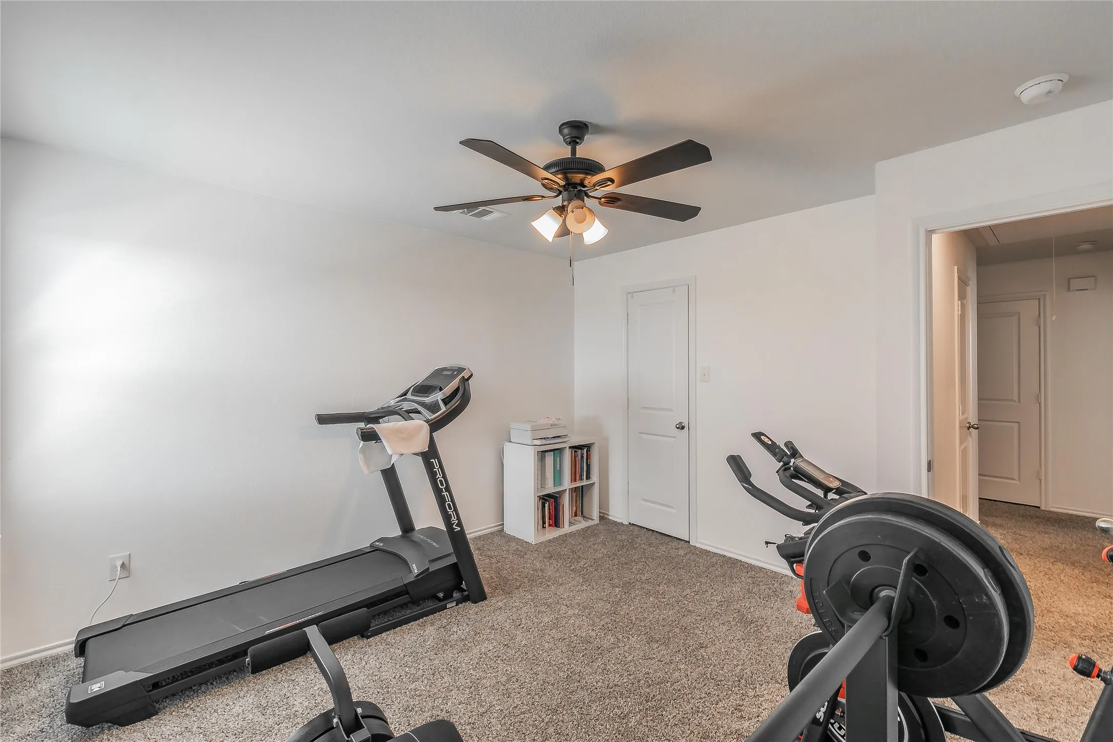 Single Family Residence For Rent in Collin County , 2405 Lupton Street, Anna, Texas 75409, 5 Bedroom, 3 Bathroom, 2 Garage spaces, 2,565 Sqft, built in 2019, mls#21385209, Real Estate Agent in Anna, Homes For Rent in Collin county, Homes For Rent in Anna, Realtor in Anna Texas, Real Estate Brokerage Independent Realty Texas, Luminita Cordes Realtor