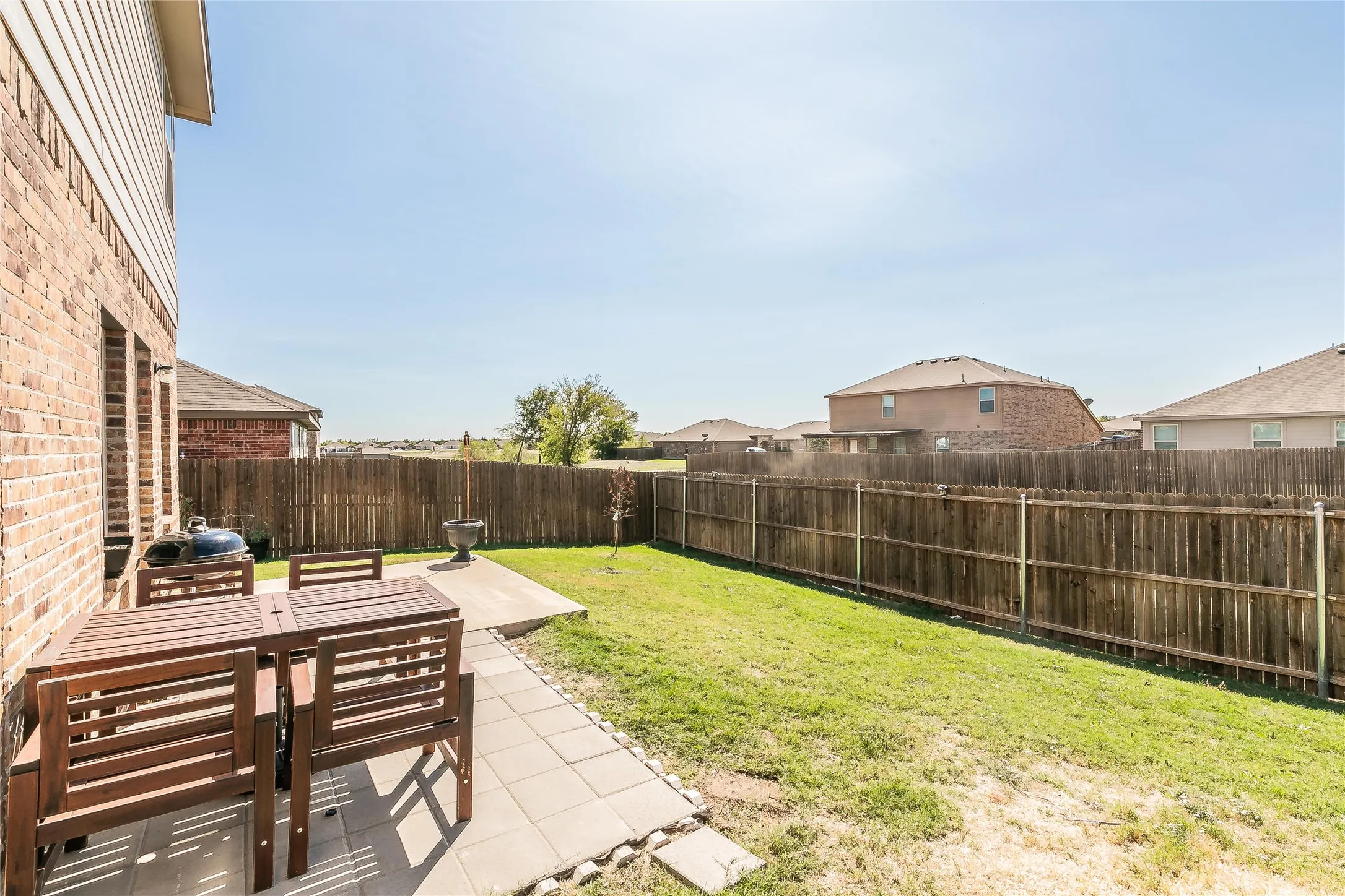 Single Family Residence For Rent in Collin County , 2405 Lupton Street, Anna, Texas 75409, 5 Bedroom, 3 Bathroom, 2 Garage spaces, 2,565 Sqft, built in 2019, mls#21385209, Real Estate Agent in Anna, Homes For Rent in Collin county, Homes For Rent in Anna, Realtor in Anna Texas, Real Estate Brokerage Independent Realty Texas, Luminita Cordes Realtor