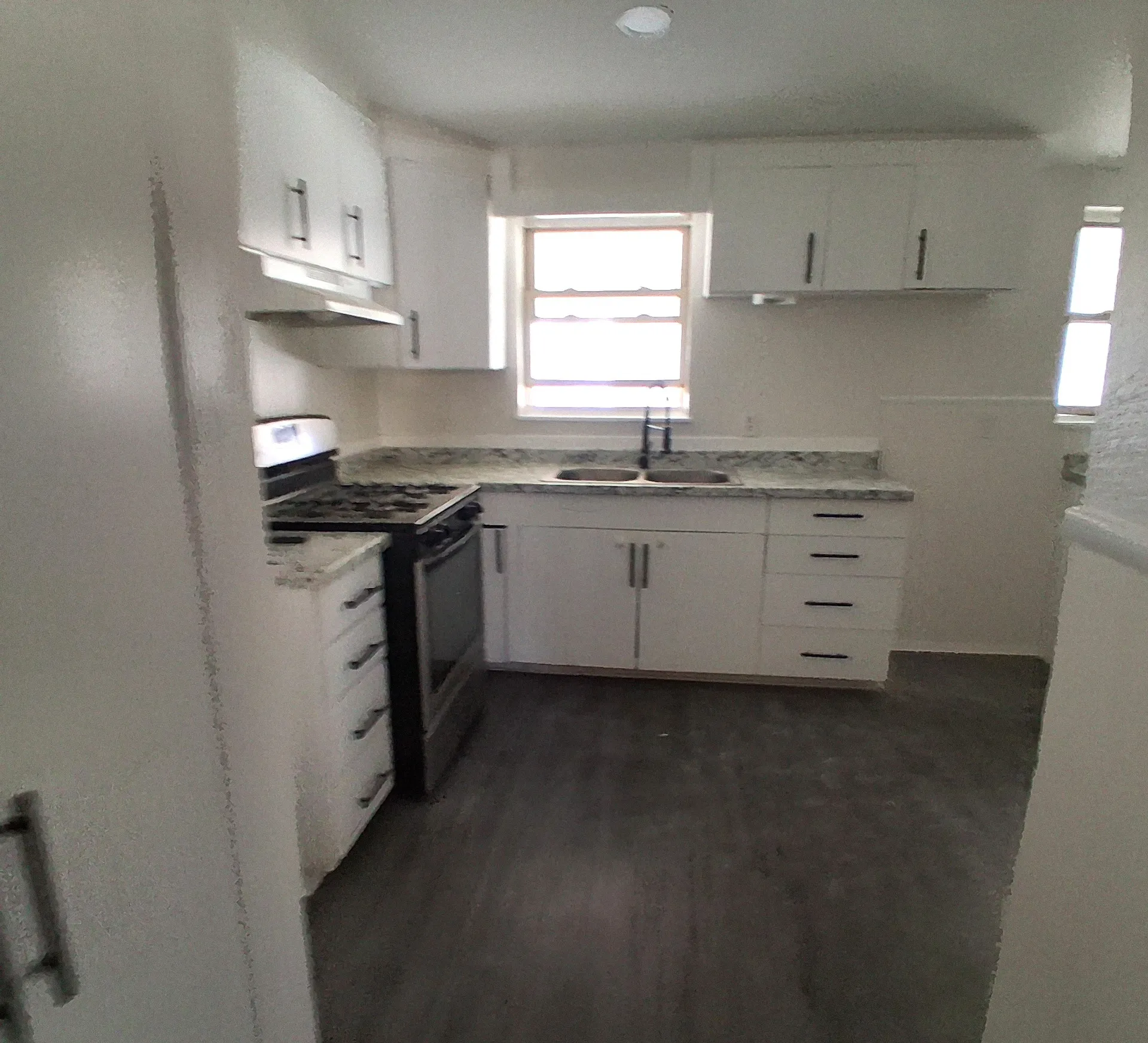 Single Family Residence For Sale in Grayson County , 516 Forrest Lane, Denison, Texas 75021, 3 Bedroom, 2 Bathroom, Garage spaces, 1,393 Sqft, built in 1962, mls#21384806, Real Estate Agent in Denison, Homes For Sale in Grayson county, Homes For Sale in Denison, Realtor in Denison Texas, Real Estate Brokerage Independent Realty Texas, Luminita Cordes Realtor