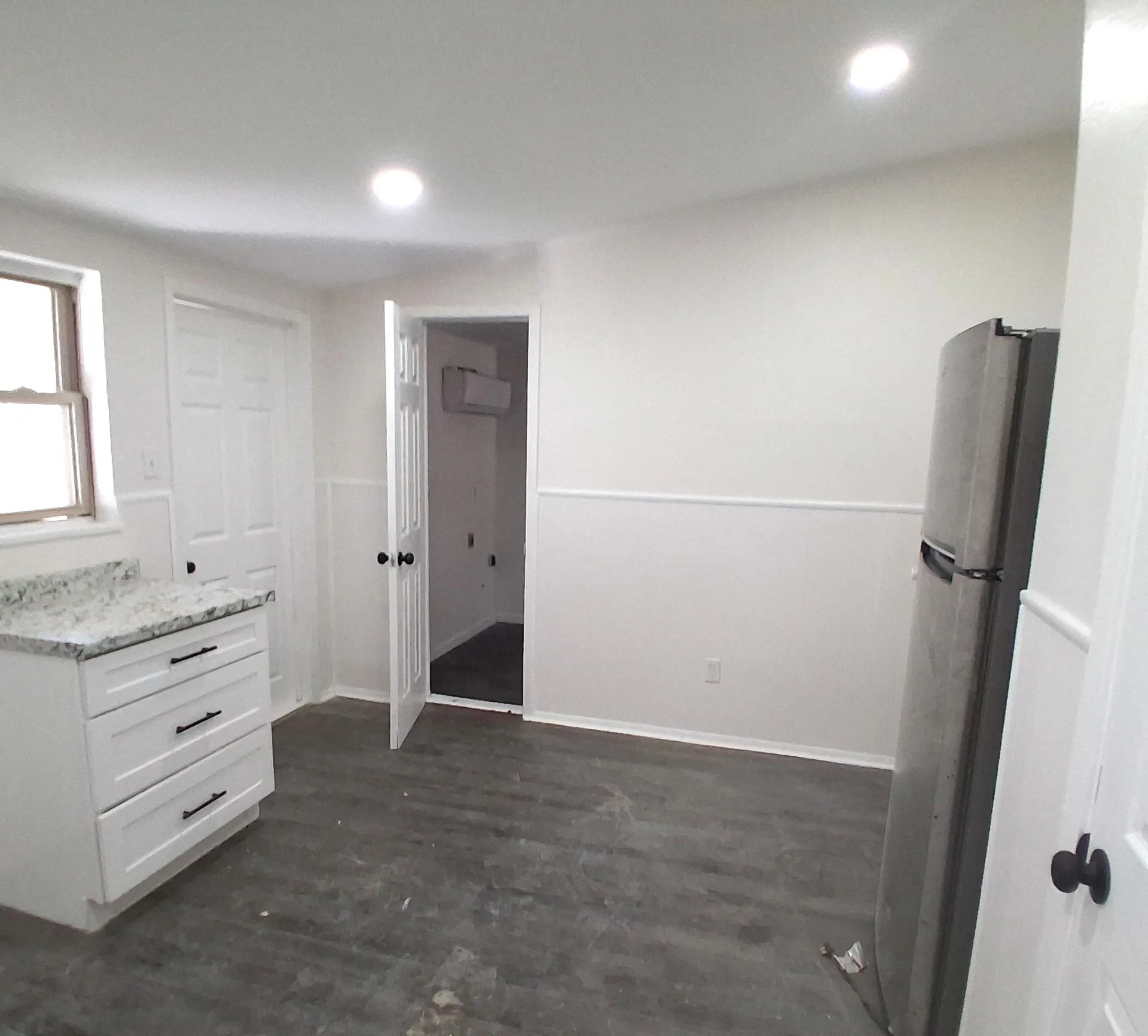 Single Family Residence For Sale in Grayson County , 516 Forrest Lane, Denison, Texas 75021, 3 Bedroom, 2 Bathroom, Garage spaces, 1,393 Sqft, built in 1962, mls#21384806, Real Estate Agent in Denison, Homes For Sale in Grayson county, Homes For Sale in Denison, Realtor in Denison Texas, Real Estate Brokerage Independent Realty Texas, Luminita Cordes Realtor