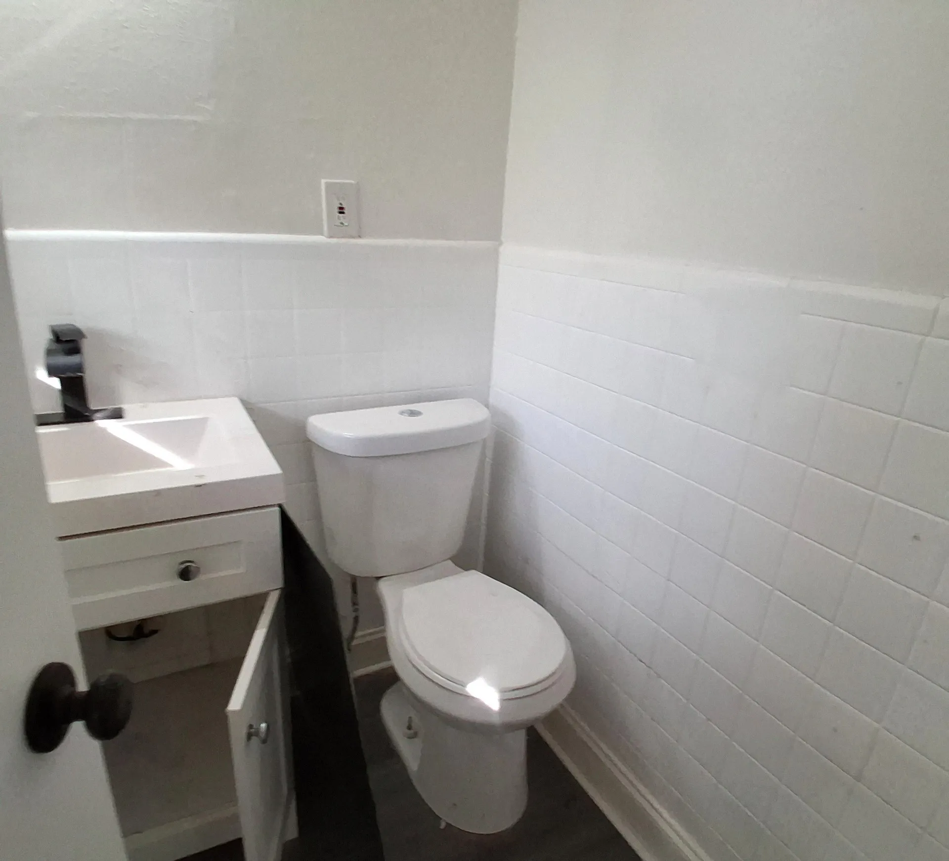 Single Family Residence For Sale in Grayson County , 516 Forrest Lane, Denison, Texas 75021, 3 Bedroom, 2 Bathroom, Garage spaces, 1,393 Sqft, built in 1962, mls#21384806, Real Estate Agent in Denison, Homes For Sale in Grayson county, Homes For Sale in Denison, Realtor in Denison Texas, Real Estate Brokerage Independent Realty Texas, Luminita Cordes Realtor