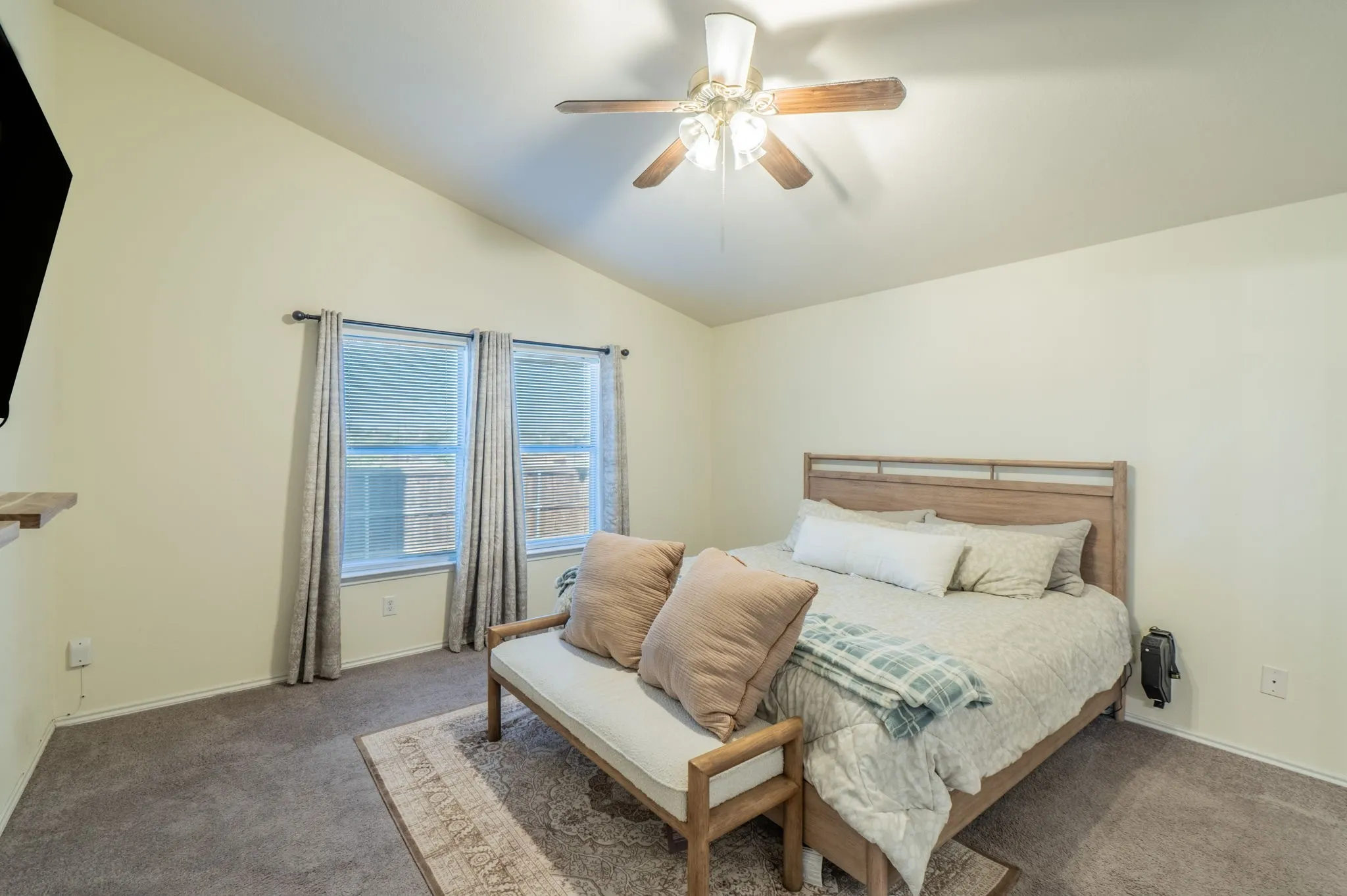 Single Family Residence For Sale in Denton County , 2744 Winterberry Lane, Little Elm, Texas 75068, 3 Bedroom, 2 Bathroom, 2 Garage spaces, 1,950 Sqft, built in 2004, mls#21385215, Real Estate Agent in Little Elm, Homes For Sale in Denton county, Homes For Sale in Little Elm, Realtor in Little Elm Texas, Real Estate Brokerage Independent Realty Texas, Luminita Cordes Realtor