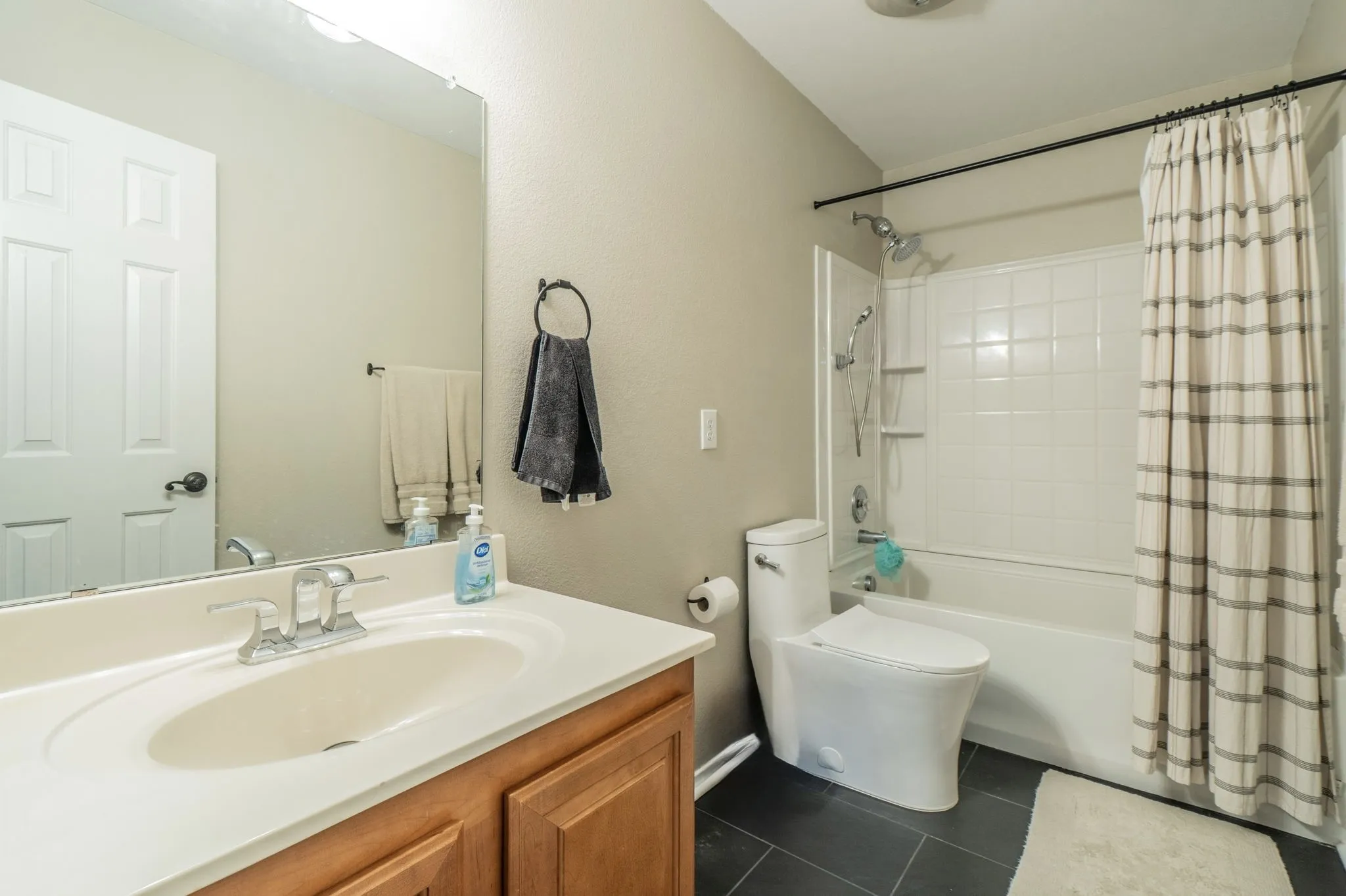 Single Family Residence For Sale in Denton County , 2744 Winterberry Lane, Little Elm, Texas 75068, 3 Bedroom, 2 Bathroom, 2 Garage spaces, 1,950 Sqft, built in 2004, mls#21385215, Real Estate Agent in Little Elm, Homes For Sale in Denton county, Homes For Sale in Little Elm, Realtor in Little Elm Texas, Real Estate Brokerage Independent Realty Texas, Luminita Cordes Realtor