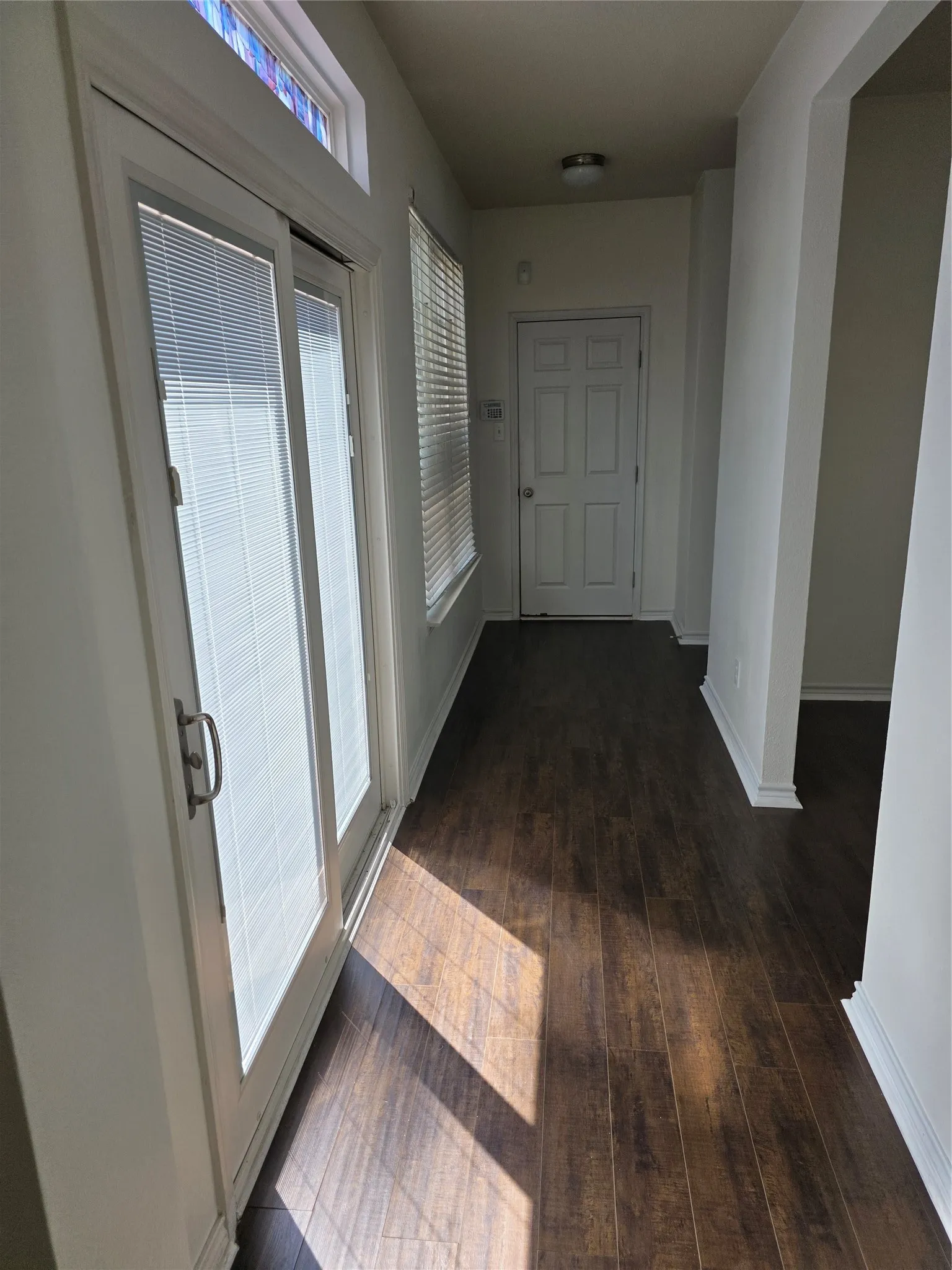 Single Family Residence For Rent in Collin County , 7117 Cotton Seed Drive, Mc Kinney, Texas 75070, 3 Bedroom, 3 Bathroom, 2 Garage spaces, 2,249 Sqft, built in 2007, mls#21384983, Real Estate Agent in Mc Kinney, Homes For Rent in Collin county, Homes For Rent in Mc Kinney, Realtor in Mc Kinney Texas, Real Estate Brokerage Independent Realty Texas, Luminita Cordes Realtor