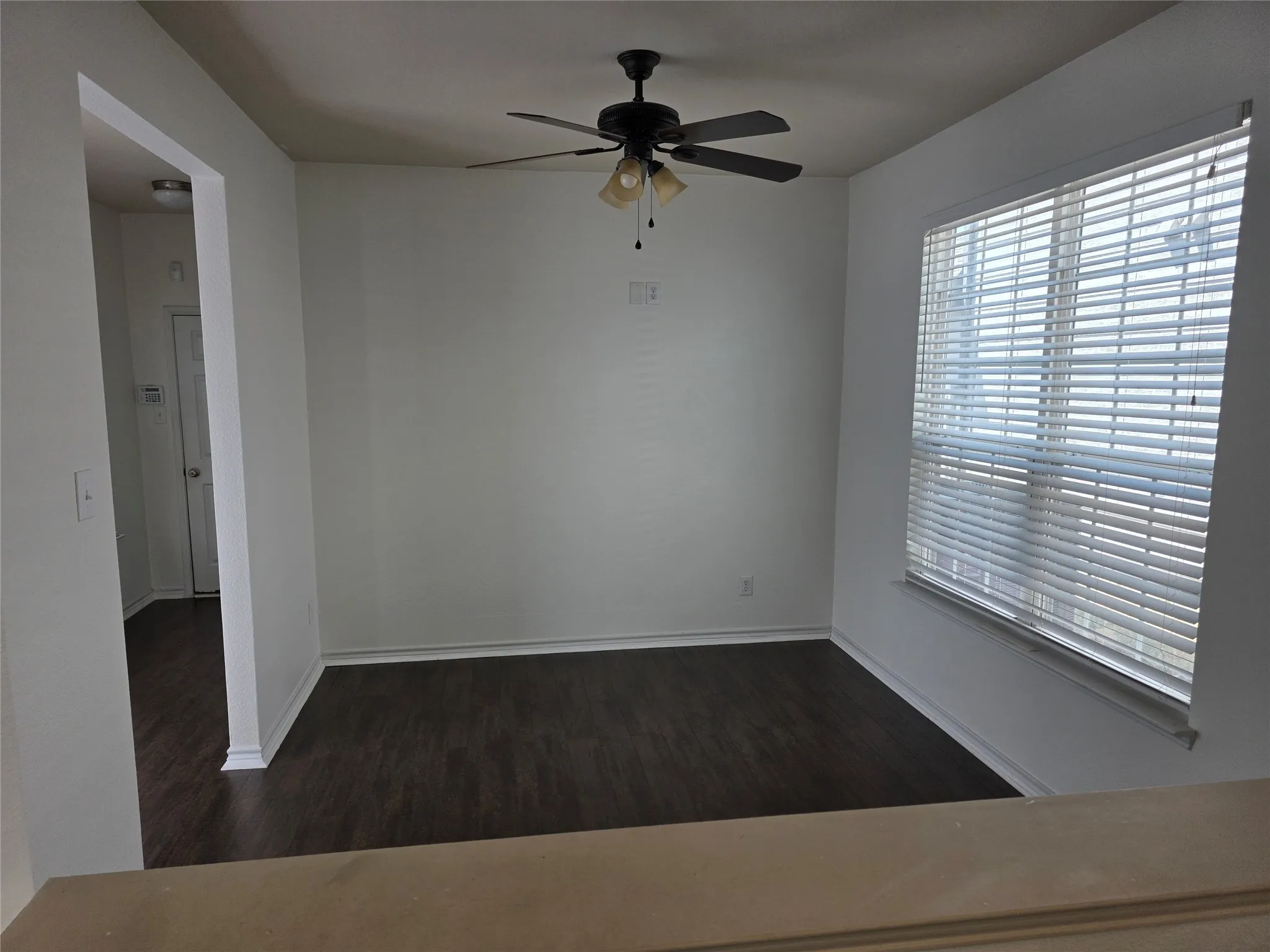 Single Family Residence For Rent in Collin County , 7117 Cotton Seed Drive, Mc Kinney, Texas 75070, 3 Bedroom, 3 Bathroom, 2 Garage spaces, 2,249 Sqft, built in 2007, mls#21384983, Real Estate Agent in Mc Kinney, Homes For Rent in Collin county, Homes For Rent in Mc Kinney, Realtor in Mc Kinney Texas, Real Estate Brokerage Independent Realty Texas, Luminita Cordes Realtor