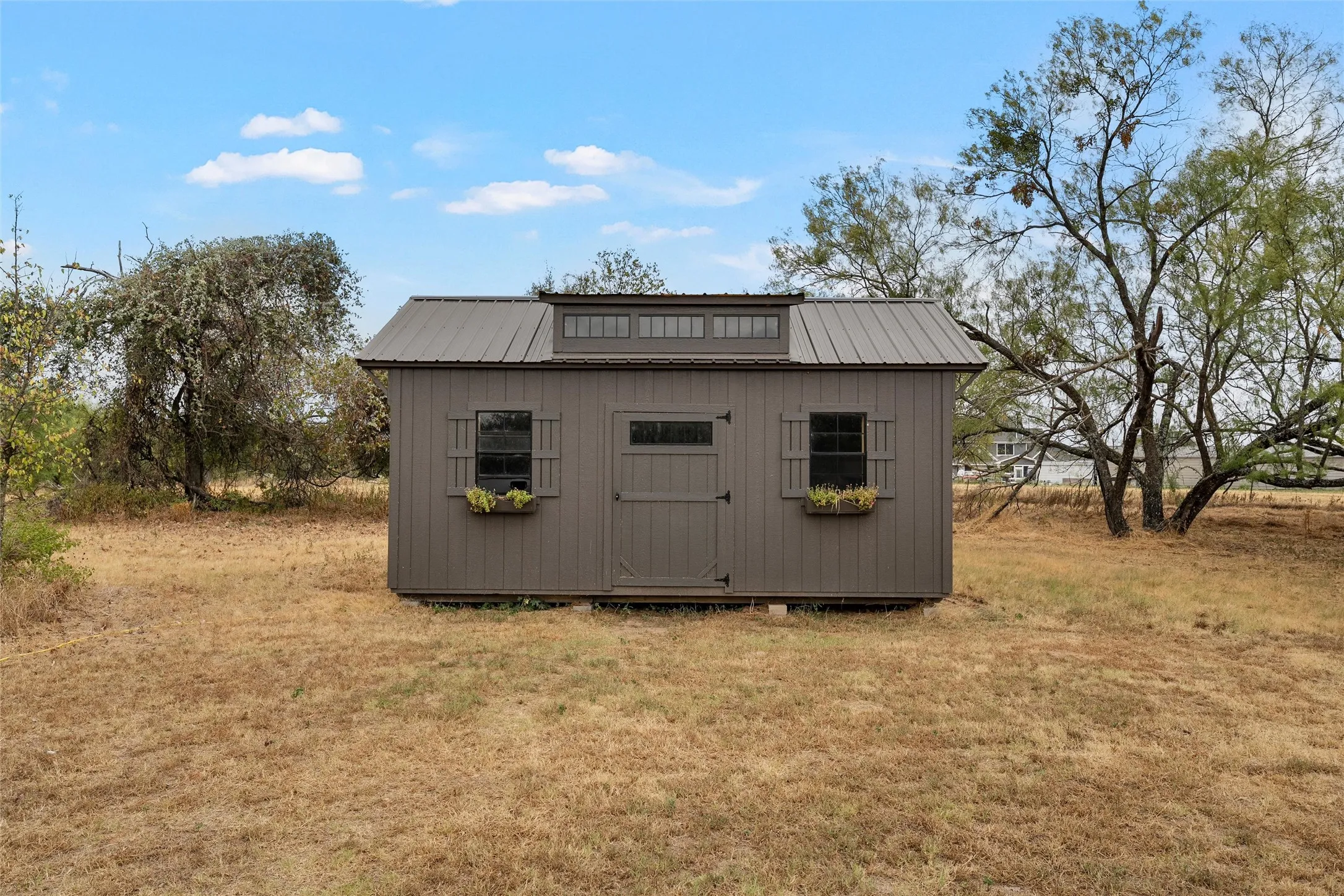 Single Family Residence For Sale in Mc Lennan County , 3325 J J Flewellen Road, Waco, Texas 76704, 4 Bedroom, 2 Bathroom, Garage spaces, 1,850 Sqft, built in 2017, mls#21381827, Real Estate Agent in Waco, Homes For Sale in Mc Lennan county, Homes For Sale in Waco, Realtor in Waco Texas, Real Estate Brokerage Independent Realty Texas, Luminita Cordes Realtor