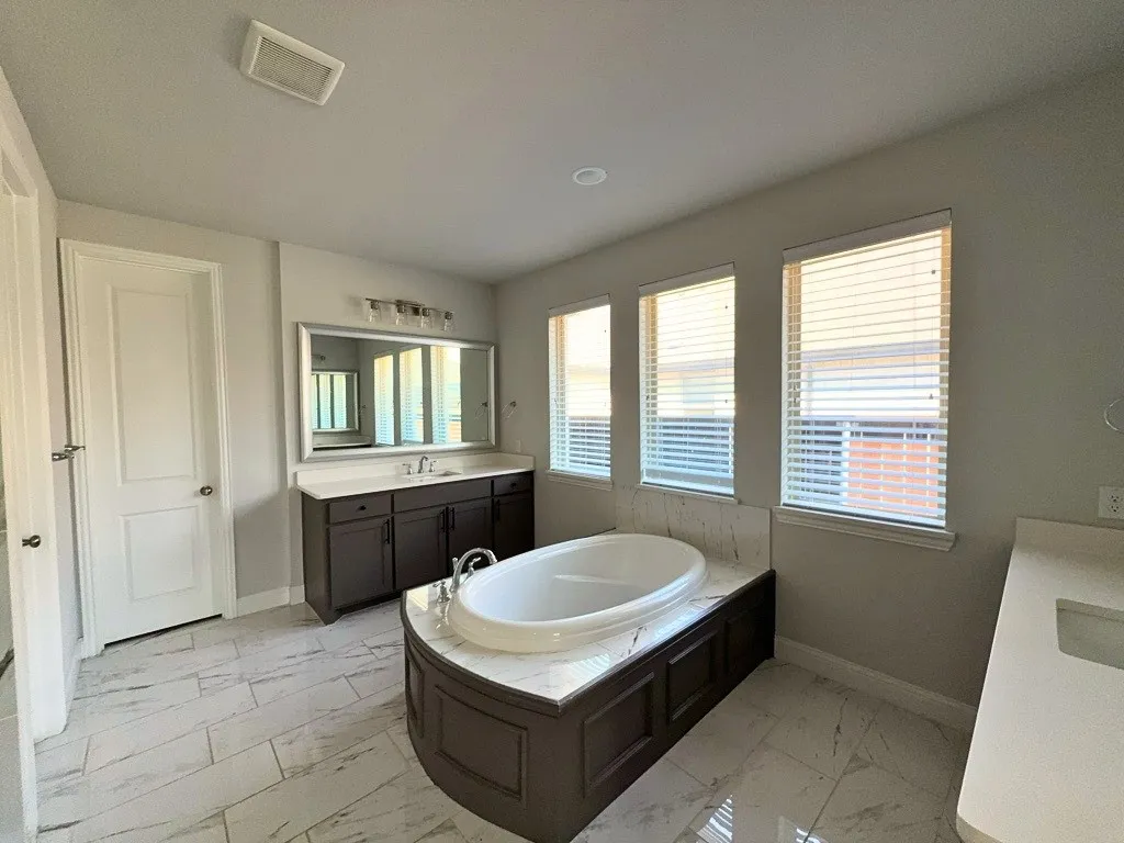 Single Family Residence For Rent in Johnson County , 501 Upper Falls Lane, Mansfield, Texas 76063, 4 Bedroom, 3 Bathroom, 2 Garage spaces, 3,220 Sqft, built in 2023, mls#21385212, Real Estate Agent in Mansfield, Homes For Rent in Johnson county, Homes For Rent in Mansfield, Realtor in Mansfield Texas, Real Estate Brokerage Independent Realty Texas, Luminita Cordes Realtor