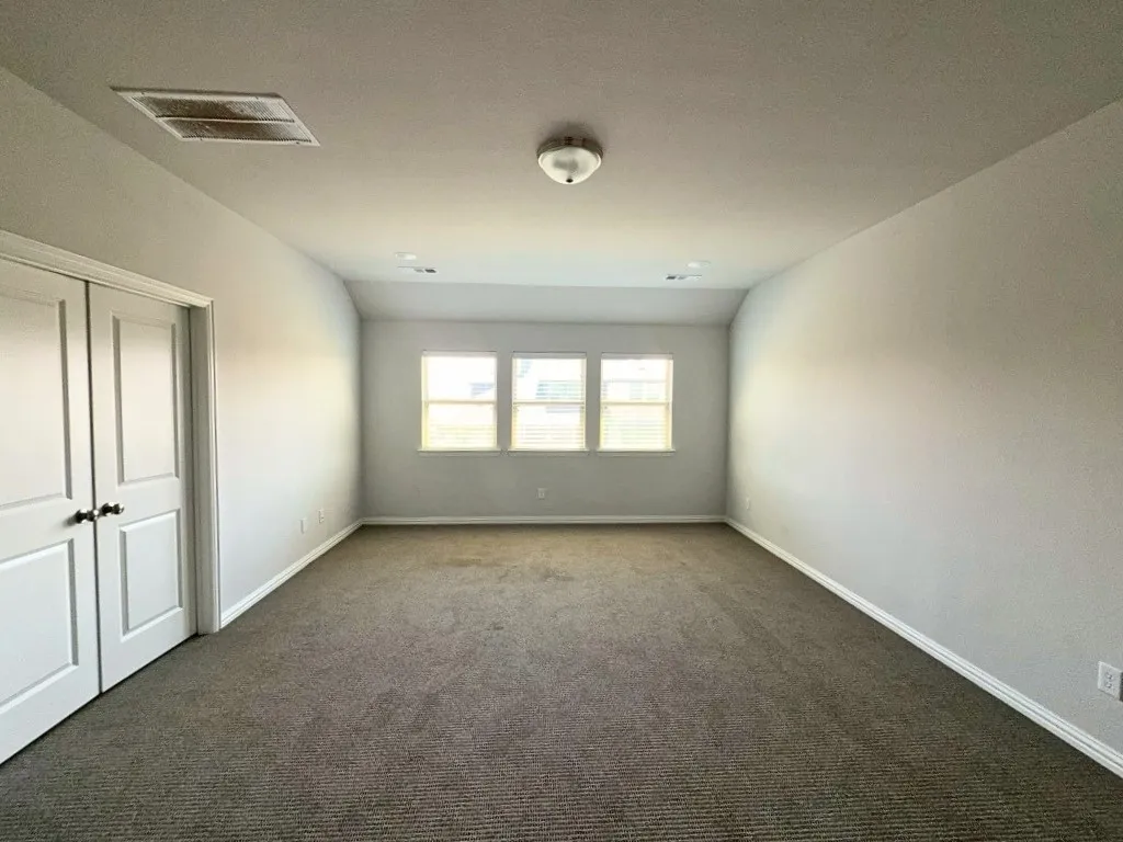 Single Family Residence For Rent in Johnson County , 501 Upper Falls Lane, Mansfield, Texas 76063, 4 Bedroom, 3 Bathroom, 2 Garage spaces, 3,220 Sqft, built in 2023, mls#21385212, Real Estate Agent in Mansfield, Homes For Rent in Johnson county, Homes For Rent in Mansfield, Realtor in Mansfield Texas, Real Estate Brokerage Independent Realty Texas, Luminita Cordes Realtor