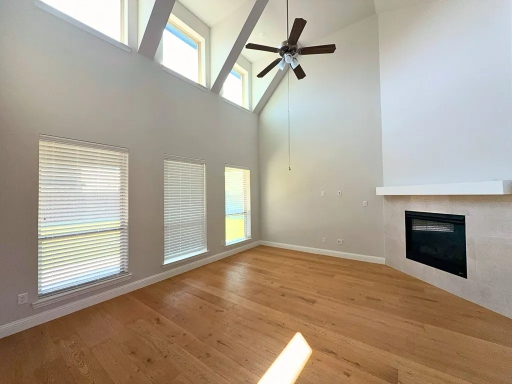 Single Family Residence For Rent in Johnson County , 501 Upper Falls Lane, Mansfield, Texas 76063, 4 Bedroom, 3 Bathroom, 2 Garage spaces, 3,220 Sqft, built in 2023, mls#21385212, Real Estate Agent in Mansfield, Homes For Rent in Johnson county, Homes For Rent in Mansfield, Realtor in Mansfield Texas, Real Estate Brokerage Independent Realty Texas, Luminita Cordes Realtor