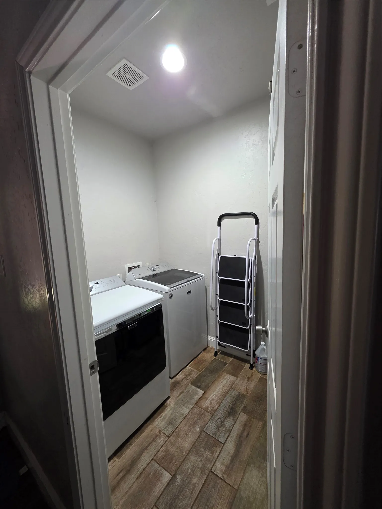 Single Family Residence For Sale in Camp County , 145 Tupelo, Pittsburg, Texas 75686, 3 Bedroom, 2 Bathroom, 1 Garage spaces, 1,442 Sqft, built in 2019, mls#21385231, Real Estate Agent in Pittsburg, Homes For Sale in Camp county, Homes For Sale in Pittsburg, Realtor in Pittsburg Texas, Real Estate Brokerage Independent Realty Texas, Luminita Cordes Realtor