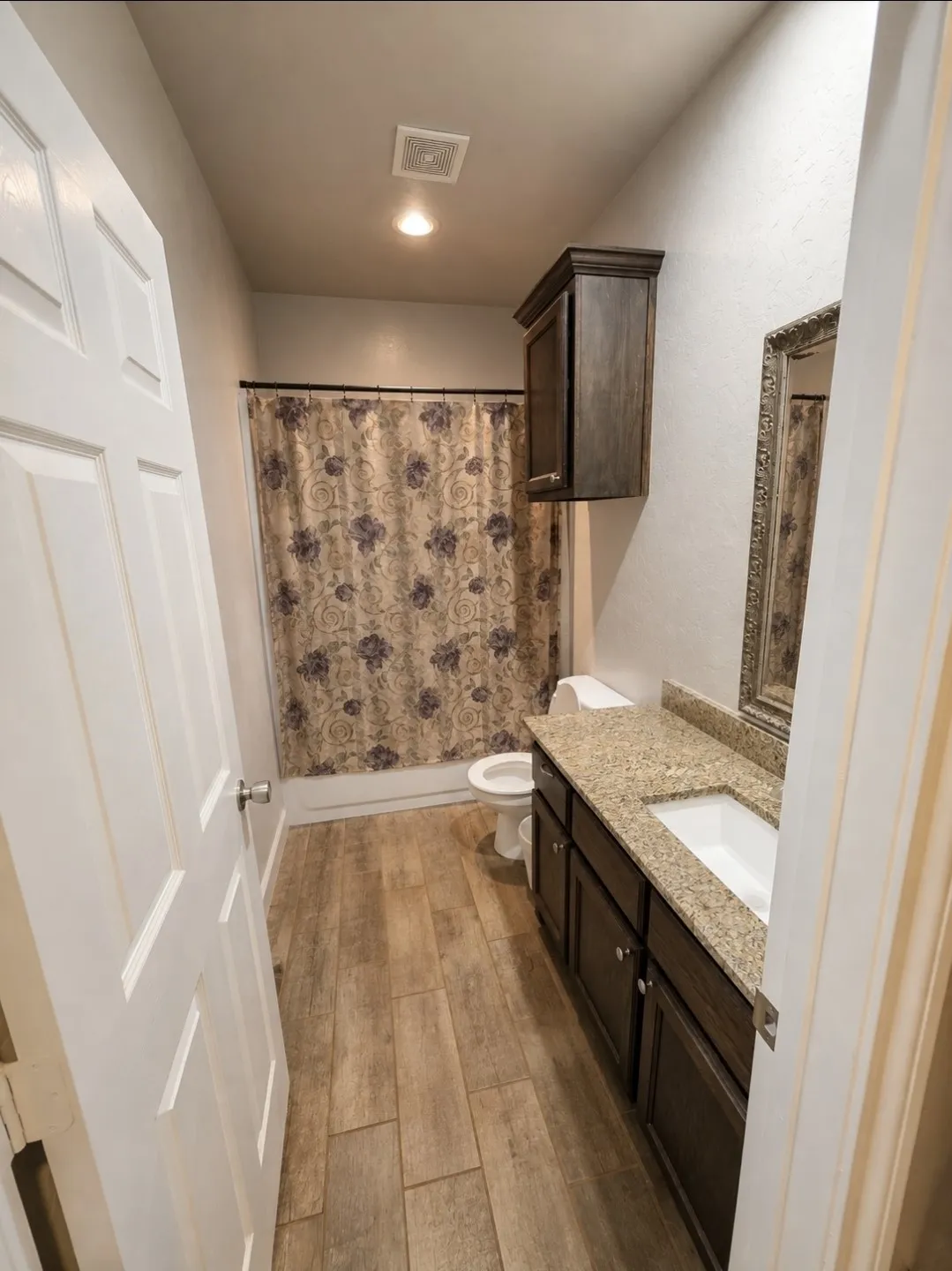Single Family Residence For Sale in Camp County , 145 Tupelo, Pittsburg, Texas 75686, 3 Bedroom, 2 Bathroom, 1 Garage spaces, 1,442 Sqft, built in 2019, mls#21385231, Real Estate Agent in Pittsburg, Homes For Sale in Camp county, Homes For Sale in Pittsburg, Realtor in Pittsburg Texas, Real Estate Brokerage Independent Realty Texas, Luminita Cordes Realtor