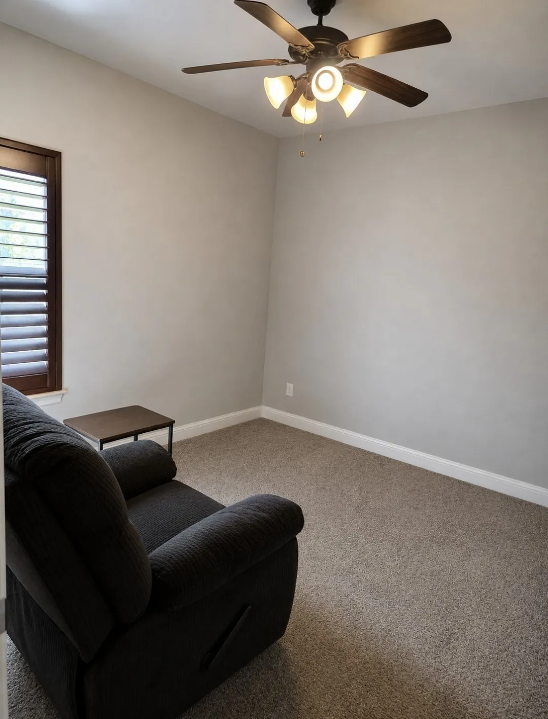Single Family Residence For Sale in Camp County , 145 Tupelo, Pittsburg, Texas 75686, 3 Bedroom, 2 Bathroom, 1 Garage spaces, 1,442 Sqft, built in 2019, mls#21385231, Real Estate Agent in Pittsburg, Homes For Sale in Camp county, Homes For Sale in Pittsburg, Realtor in Pittsburg Texas, Real Estate Brokerage Independent Realty Texas, Luminita Cordes Realtor