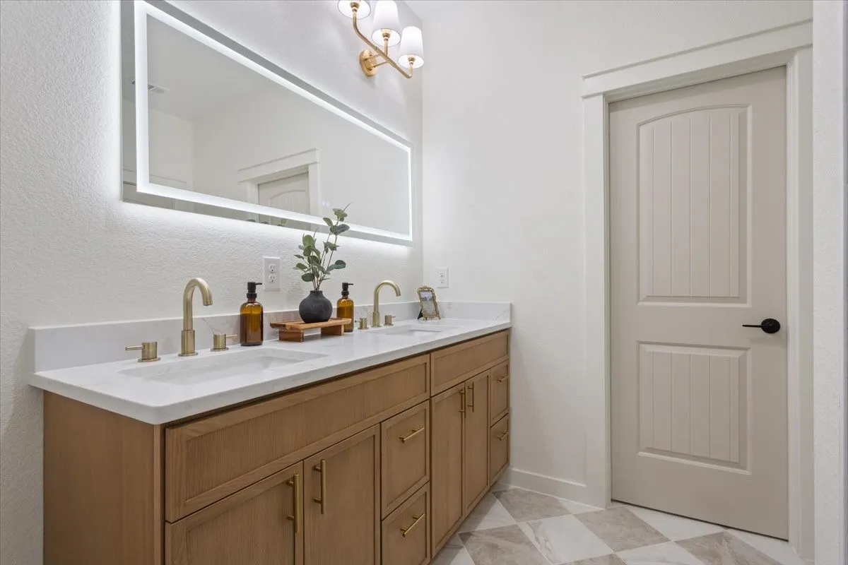 Single Family Residence For Sale in Mc Lennan County , 2704 Clay Avenue, Waco, Texas 76711, 3 Bedroom, 2 Bathroom, Garage spaces, 1,606 Sqft, built in 2026, mls#21385229, Real Estate Agent in Waco, Homes For Sale in Mc Lennan county, Homes For Sale in Waco, Realtor in Waco Texas, Real Estate Brokerage Independent Realty Texas, Luminita Cordes Realtor