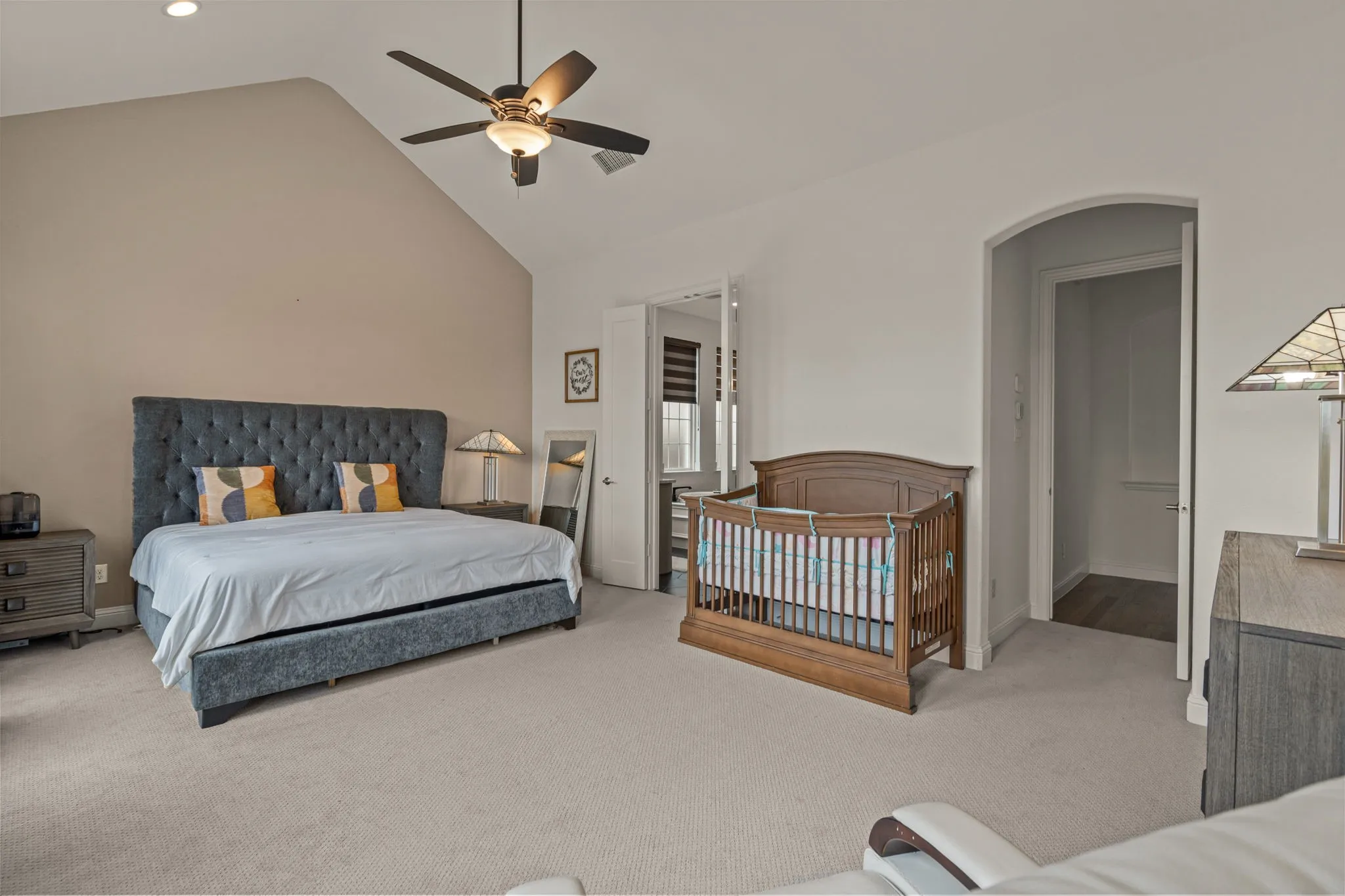 Single Family Residence For Sale in Denton County , 1721 Clem Castle Drive, Carrollton, Texas 75010, 5 Bedroom, 6 Bathroom, 3 Garage spaces, 4,266 Sqft, built in 2021, mls#21385234, Real Estate Agent in Carrollton, Homes For Sale in Denton county, Homes For Sale in Carrollton, Realtor in Carrollton Texas, Real Estate Brokerage Independent Realty Texas, Luminita Cordes Realtor