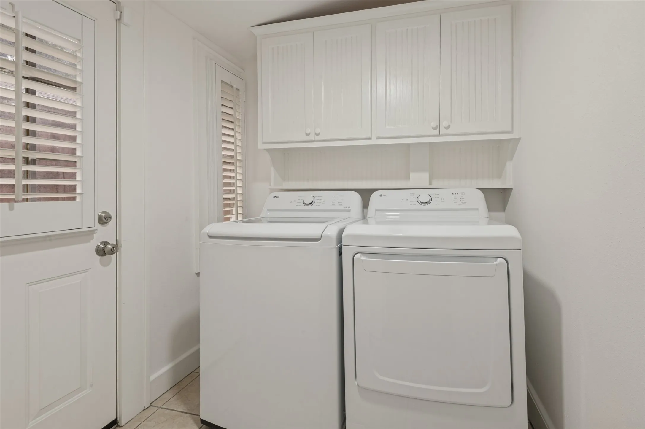 Single Family Residence For Rent in Dallas County , 5606 Mercedes Avenue, Dallas, Texas 75206, 3 Bedroom, 2 Bathroom, 2 Garage spaces, 1,788 Sqft, built in 1926, mls#21385166, Real Estate Agent in Dallas, Homes For Rent in Dallas county, Homes For Rent in Dallas, Realtor in Dallas Texas, Real Estate Brokerage Independent Realty Texas, Luminita Cordes Realtor