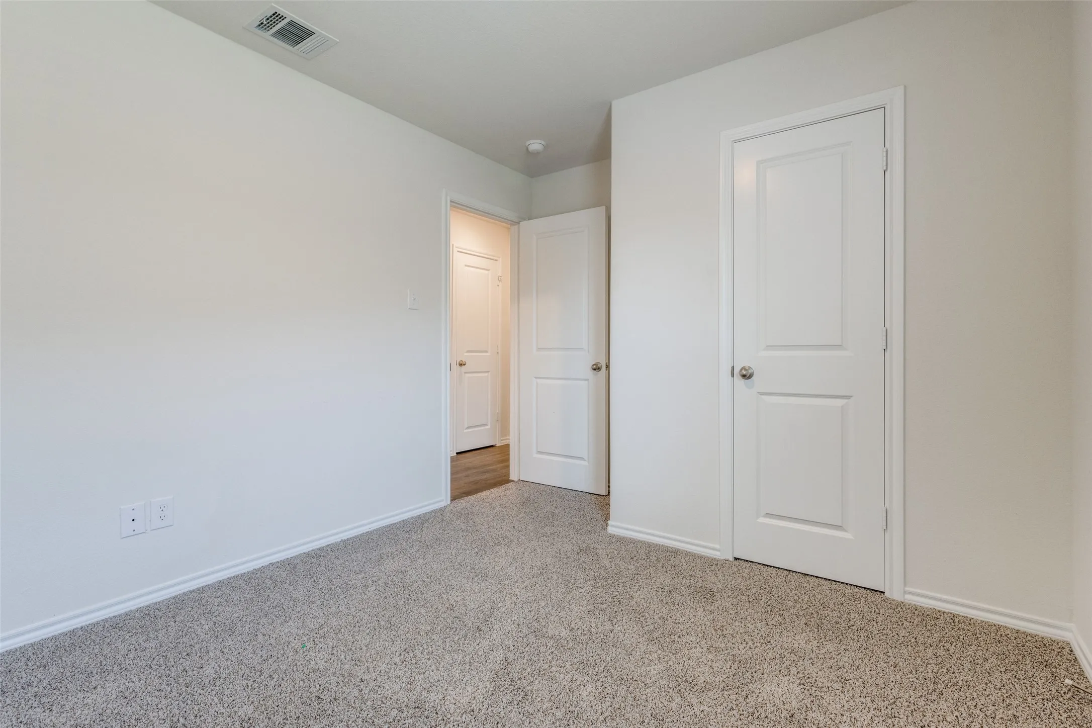Single Family Residence For Sale in Grayson County , 2311 San Jacinto Way, Sherman, Texas 75090, 3 Bedroom, 2 Bathroom, 2 Garage spaces, 1,297 Sqft, built in 2023, mls#21384101, Real Estate Agent in Sherman, Homes For Sale in Grayson county, Homes For Sale in Sherman, Realtor in Sherman Texas, Real Estate Brokerage Independent Realty Texas, Luminita Cordes Realtor