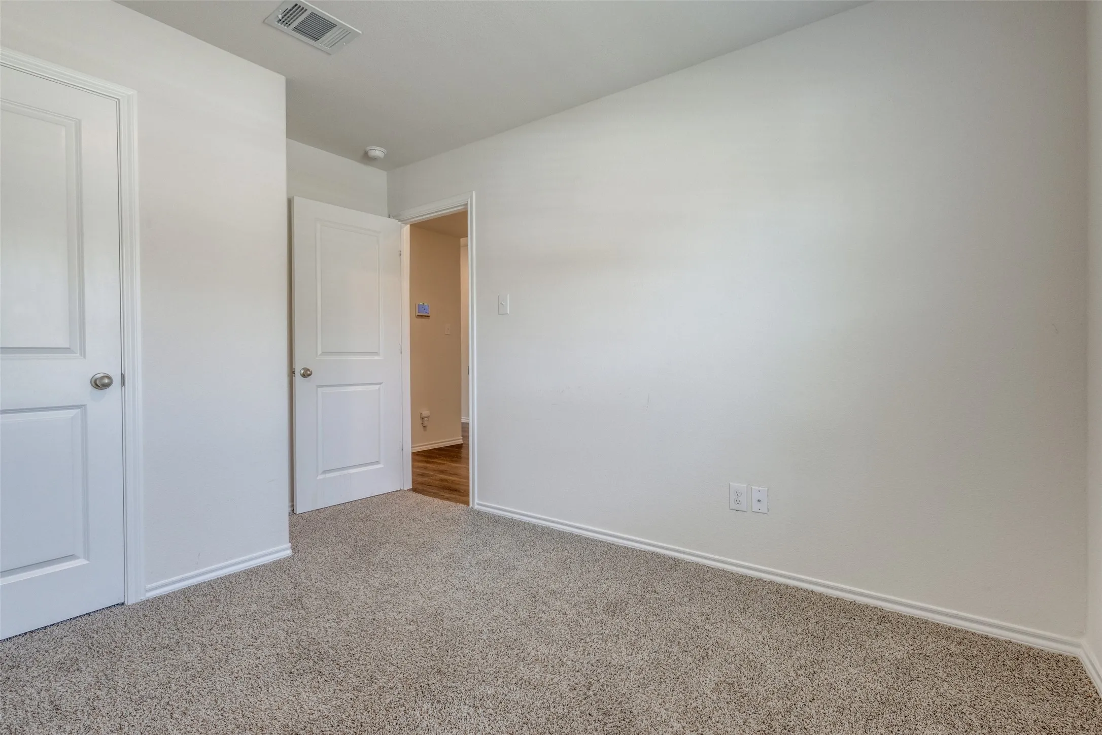 Single Family Residence For Sale in Grayson County , 2311 San Jacinto Way, Sherman, Texas 75090, 3 Bedroom, 2 Bathroom, 2 Garage spaces, 1,297 Sqft, built in 2023, mls#21384101, Real Estate Agent in Sherman, Homes For Sale in Grayson county, Homes For Sale in Sherman, Realtor in Sherman Texas, Real Estate Brokerage Independent Realty Texas, Luminita Cordes Realtor