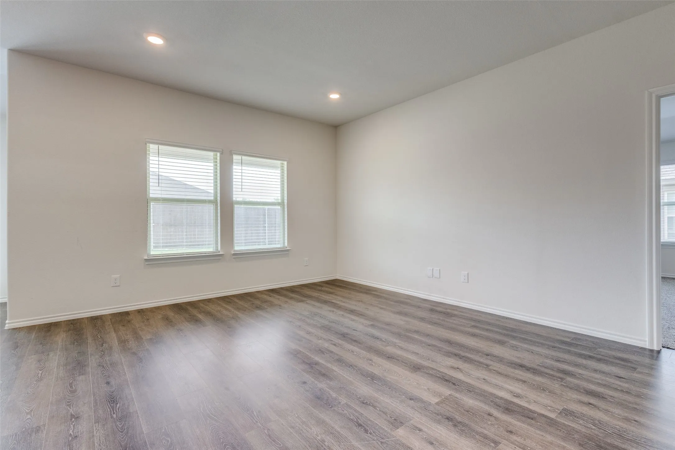 Single Family Residence For Sale in Grayson County , 2311 San Jacinto Way, Sherman, Texas 75090, 3 Bedroom, 2 Bathroom, 2 Garage spaces, 1,297 Sqft, built in 2023, mls#21384101, Real Estate Agent in Sherman, Homes For Sale in Grayson county, Homes For Sale in Sherman, Realtor in Sherman Texas, Real Estate Brokerage Independent Realty Texas, Luminita Cordes Realtor