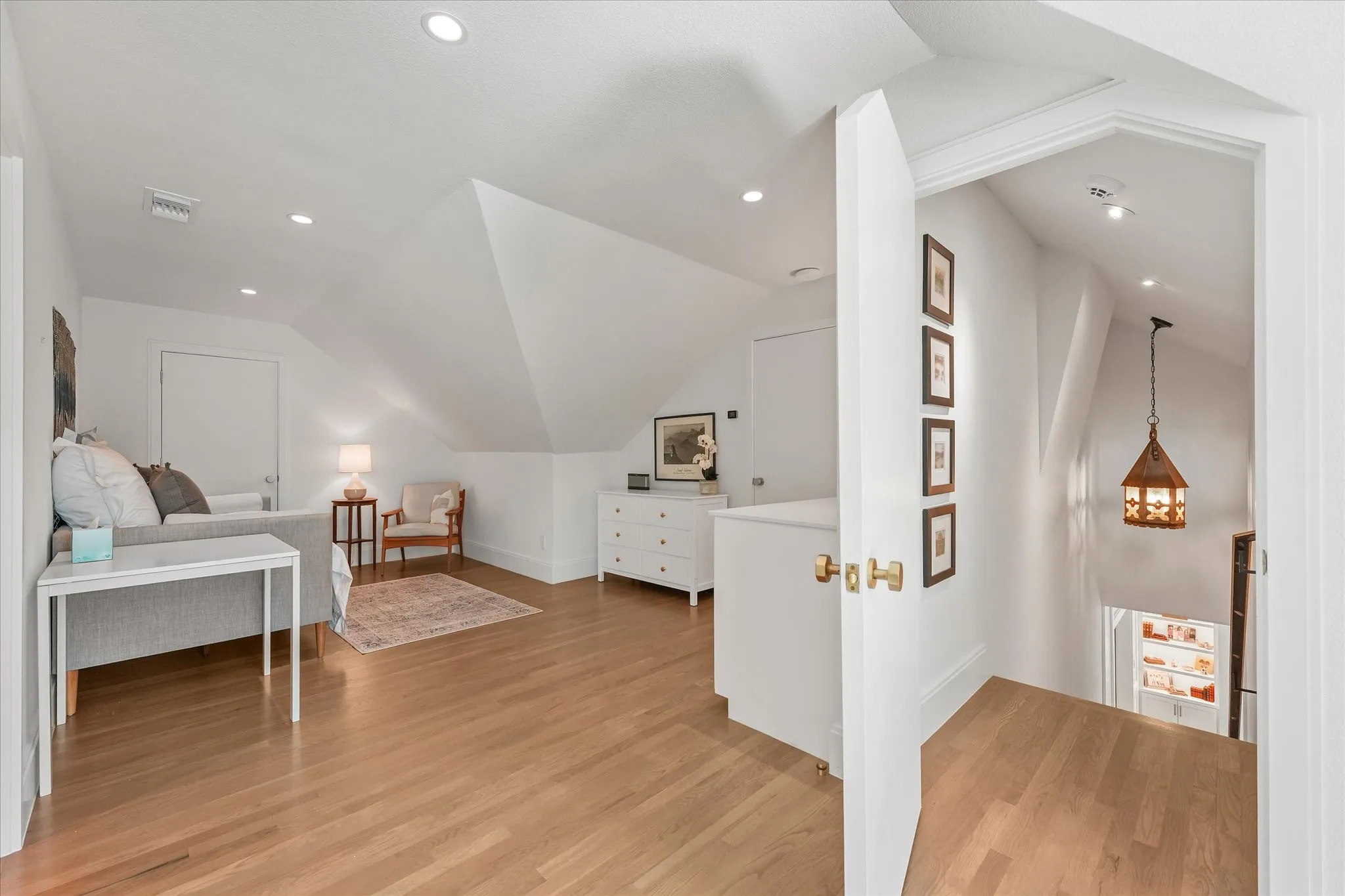 Third floor flex room with full bathroom.