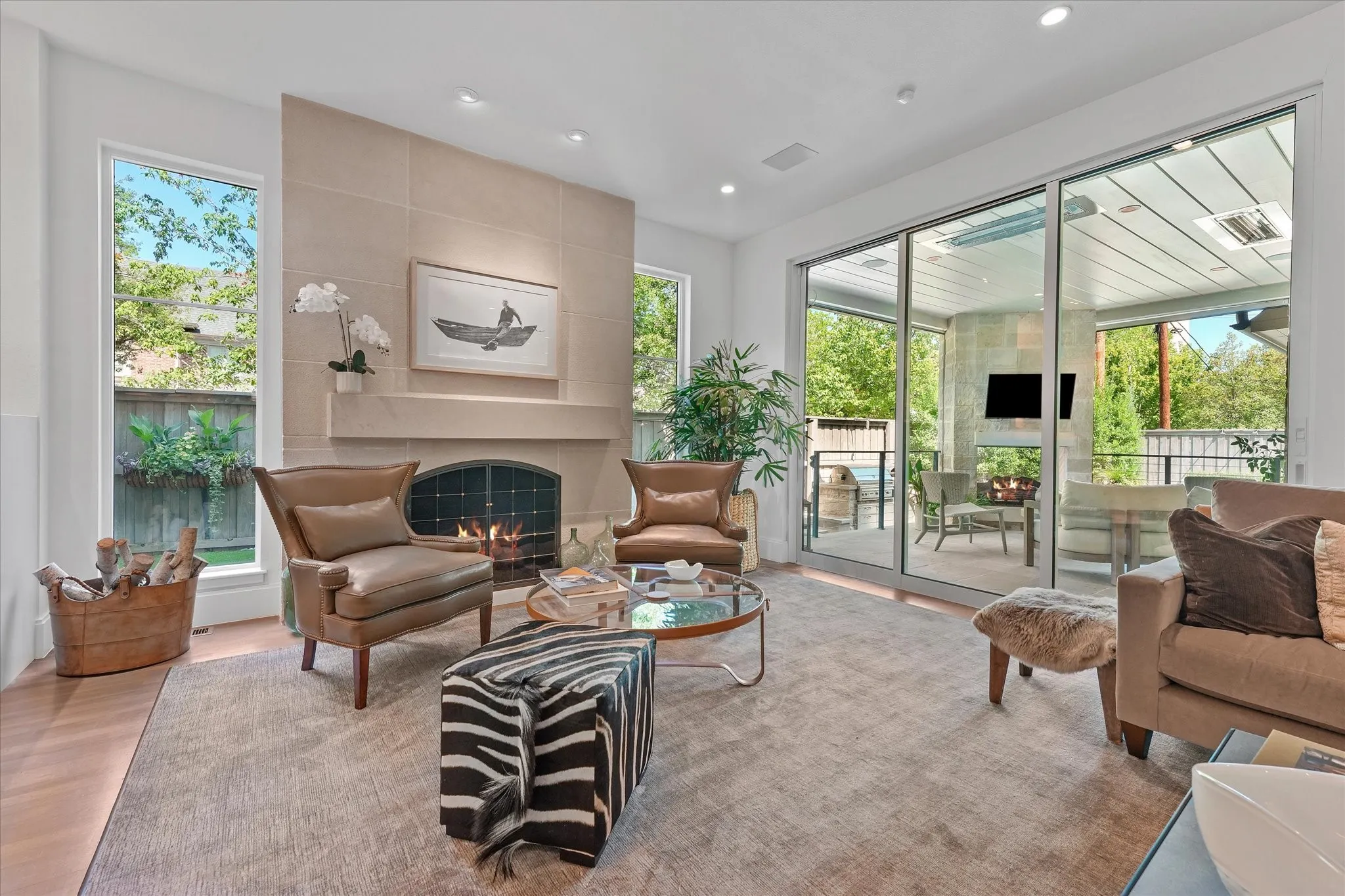 Single Family Residence For Sale in Dallas County , 3840 Marquette Street, University Park, Texas 75225, 5 Bedroom, 6 Bathroom, 3 Garage spaces, 6,332 Sqft, built in 1997, mls#21384745, Real Estate Agent in University Park, Homes For Sale in Dallas county, Homes For Sale in University Park, Realtor in University Park Texas, Real Estate Brokerage Independent Realty Texas, Luminita Cordes Realtor