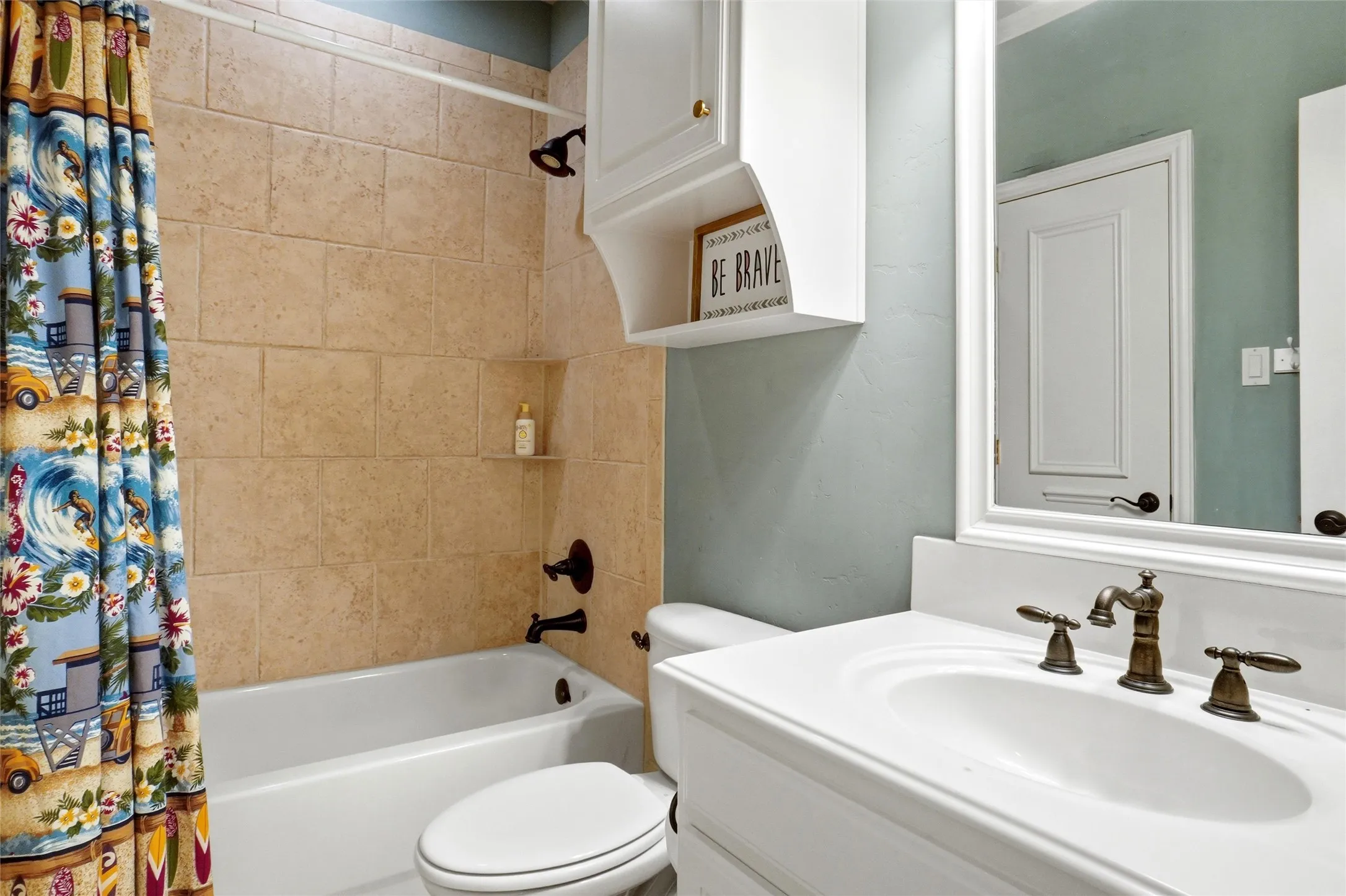 Single Family Residence For Sale in Tarrant County , 1804 Summit Court, Keller, Texas 76262, 5 Bedroom, 5 Bathroom, 4 Garage spaces, 4,974 Sqft, built in 2003, mls#21384530, Real Estate Agent in Keller, Homes For Sale in Tarrant county, Homes For Sale in Keller, Realtor in Keller Texas, Real Estate Brokerage Independent Realty Texas, Luminita Cordes Realtor
