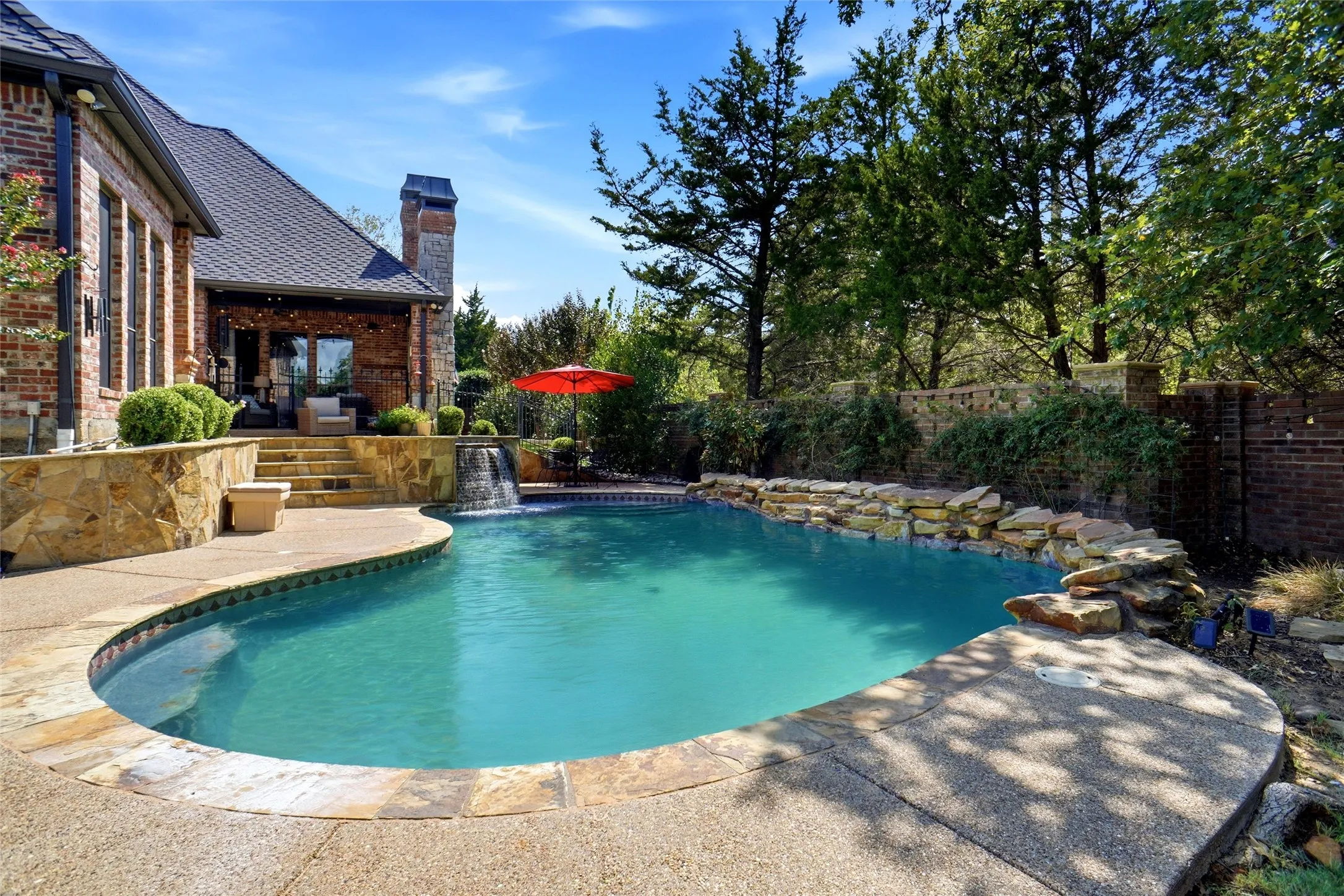 Single Family Residence For Sale in Tarrant County , 1804 Summit Court, Keller, Texas 76262, 5 Bedroom, 5 Bathroom, 4 Garage spaces, 4,974 Sqft, built in 2003, mls#21384530, Real Estate Agent in Keller, Homes For Sale in Tarrant county, Homes For Sale in Keller, Realtor in Keller Texas, Real Estate Brokerage Independent Realty Texas, Luminita Cordes Realtor