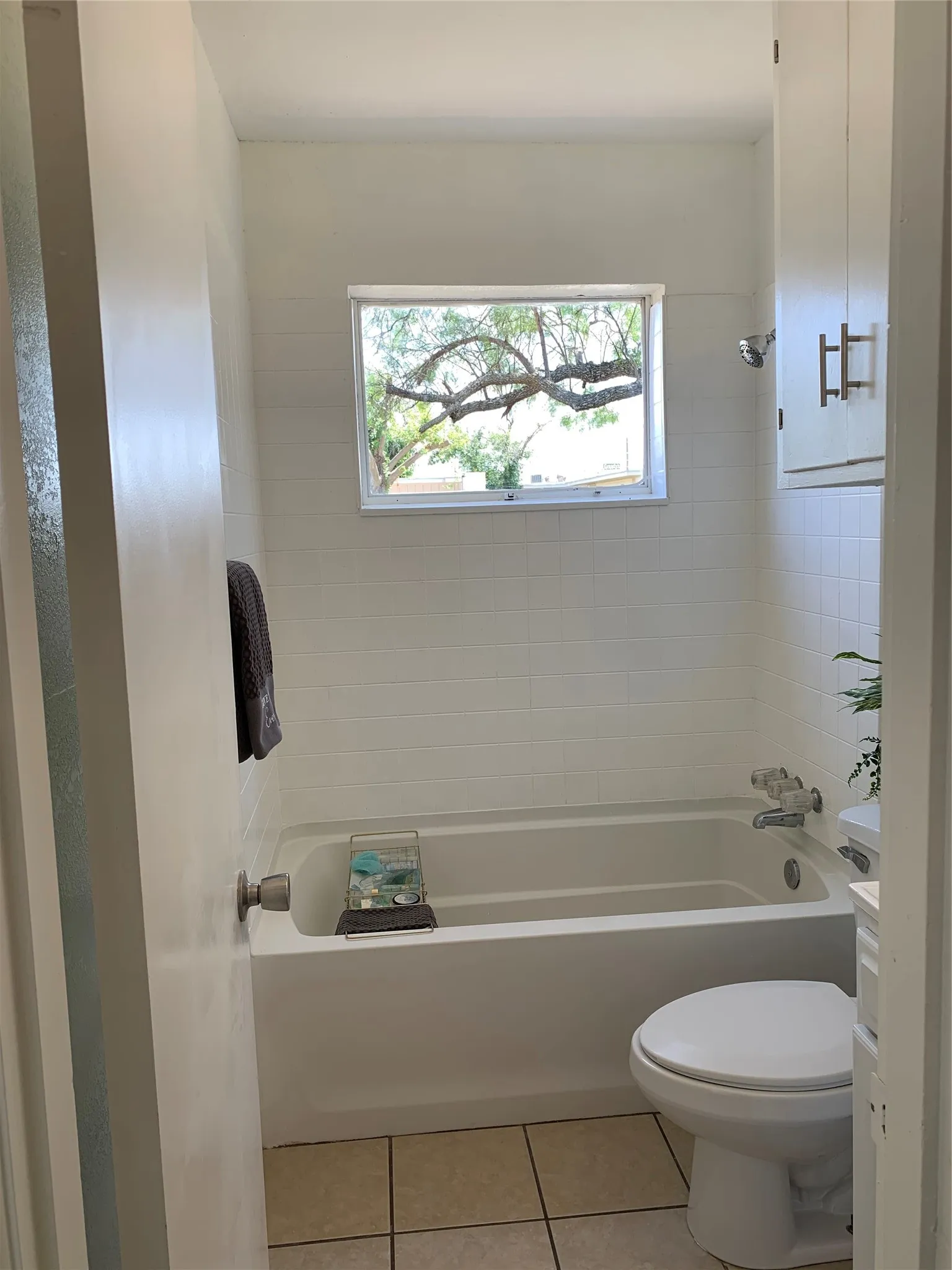 Single Family Residence For Rent in Taylor County , 650 peake, Abilene, Texas 79603, 3 Bedroom, 2 Bathroom, Garage spaces, 1,278 Sqft, built in 1955, mls#21385239, Real Estate Agent in Abilene, Homes For Rent in Taylor county, Homes For Rent in Abilene, Realtor in Abilene Texas, Real Estate Brokerage Independent Realty Texas, Luminita Cordes Realtor