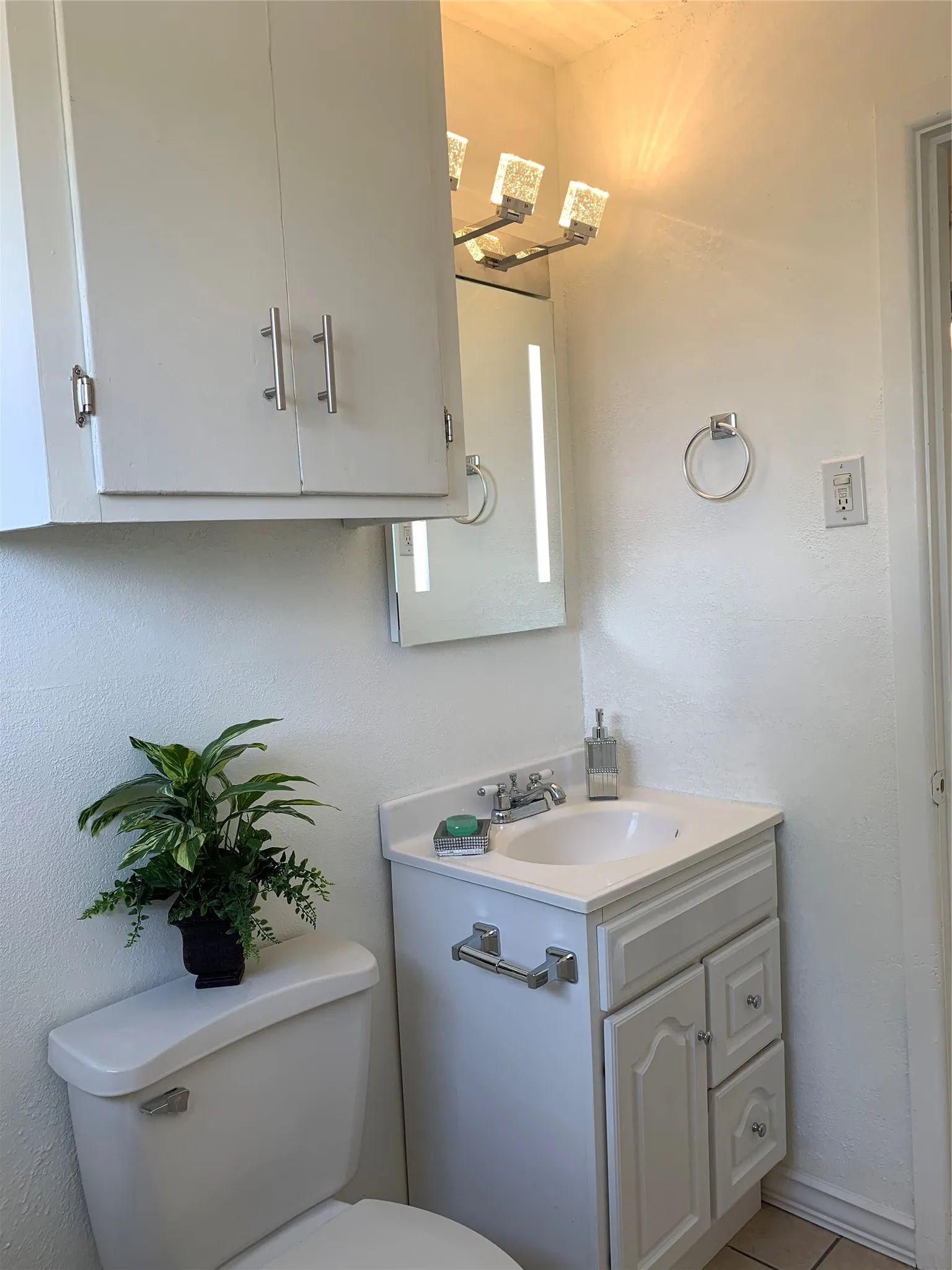 Single Family Residence For Rent in Taylor County , 650 peake, Abilene, Texas 79603, 3 Bedroom, 2 Bathroom, Garage spaces, 1,278 Sqft, built in 1955, mls#21385239, Real Estate Agent in Abilene, Homes For Rent in Taylor county, Homes For Rent in Abilene, Realtor in Abilene Texas, Real Estate Brokerage Independent Realty Texas, Luminita Cordes Realtor