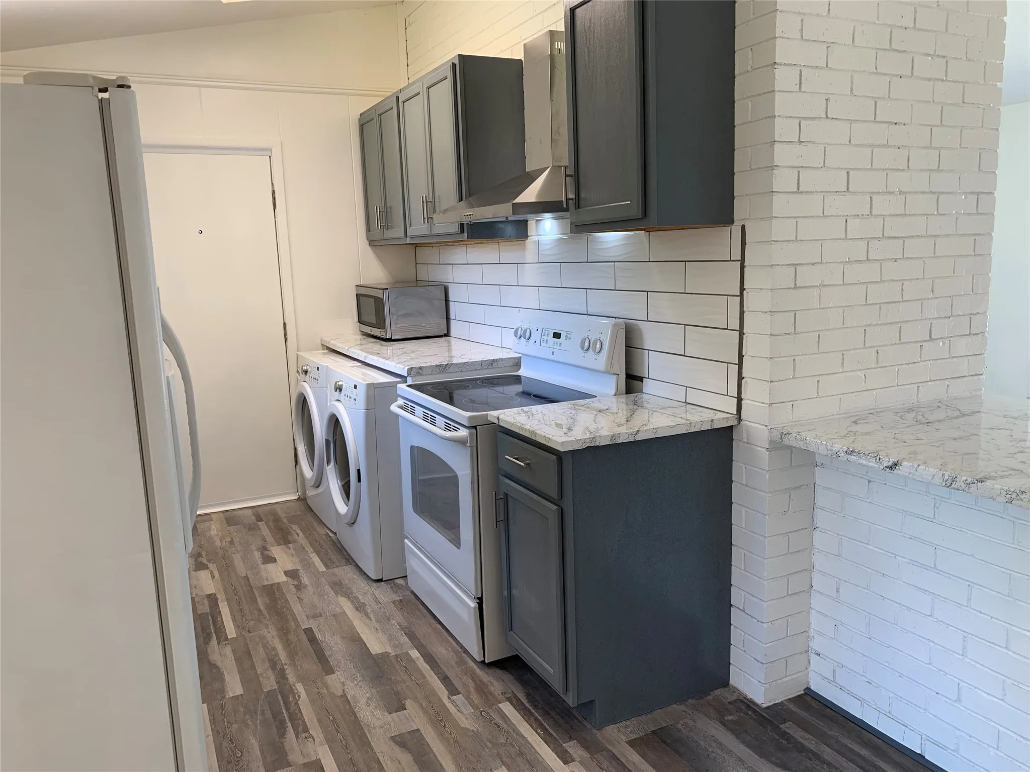 Single Family Residence For Rent in Taylor County , 650 peake, Abilene, Texas 79603, 3 Bedroom, 2 Bathroom, Garage spaces, 1,278 Sqft, built in 1955, mls#21385239, Real Estate Agent in Abilene, Homes For Rent in Taylor county, Homes For Rent in Abilene, Realtor in Abilene Texas, Real Estate Brokerage Independent Realty Texas, Luminita Cordes Realtor
