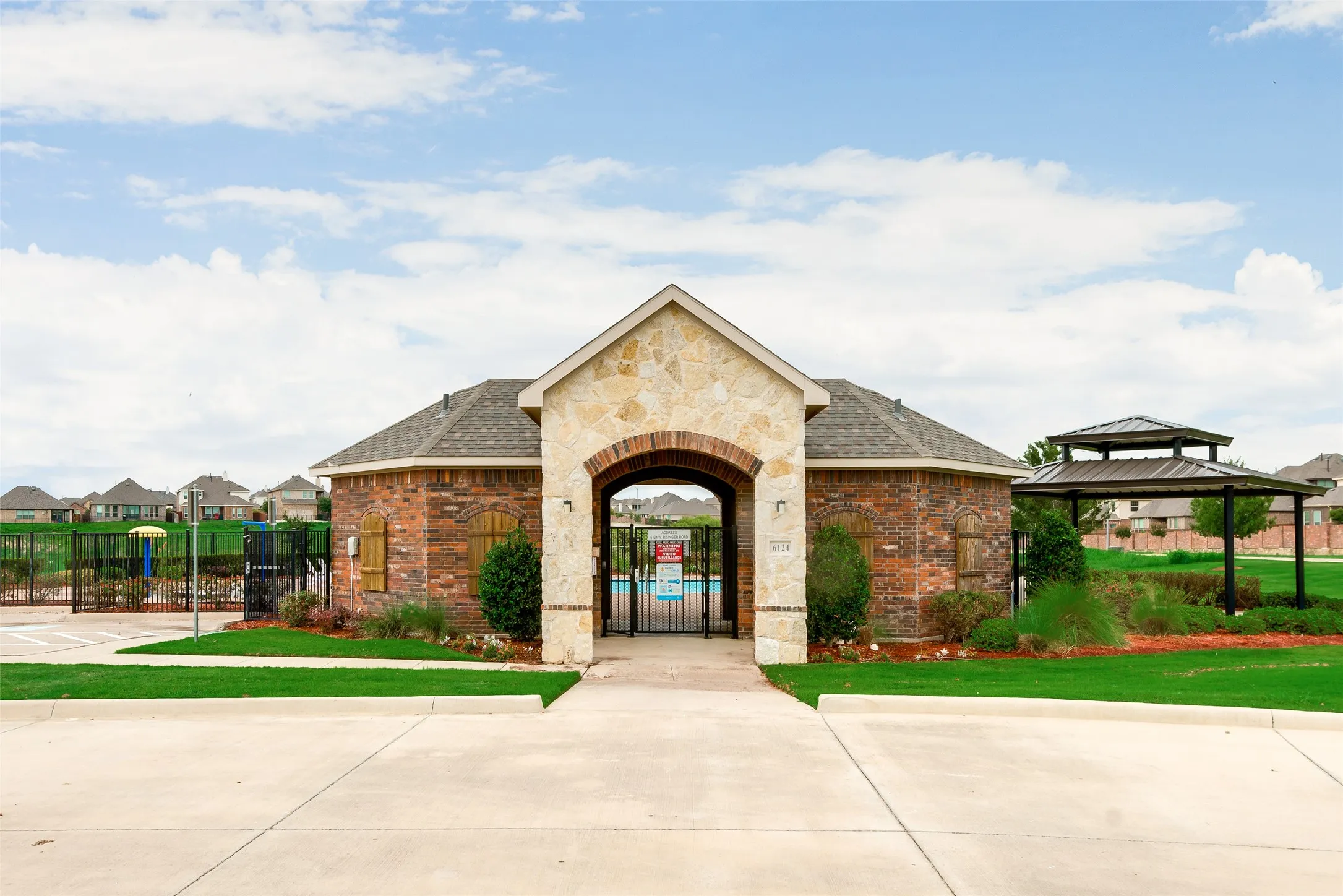 Single Family Residence For Rent in Tarrant County , 8512 Meadow Sweet Lane, Fort Worth, Texas 76123, 4 Bedroom, 2 Bathroom, 2 Garage spaces, 2,229 Sqft, built in 2017, mls#21385243, Real Estate Agent in Fort Worth, Homes For Rent in Tarrant county, Homes For Rent in Fort Worth, Realtor in Fort Worth Texas, Real Estate Brokerage Independent Realty Texas, Luminita Cordes Realtor