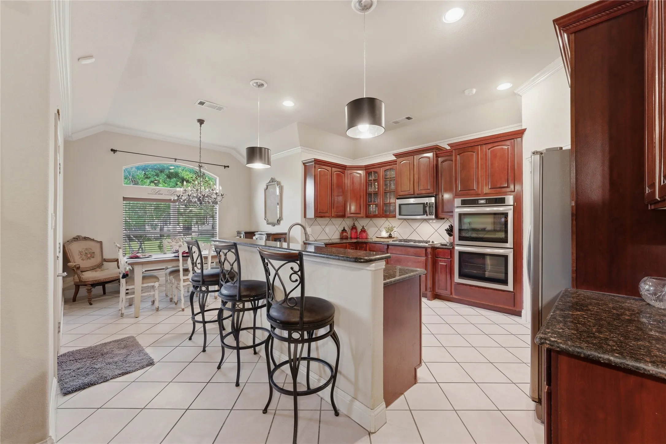 Single Family Residence For Sale in Tarrant County , 4425 Don Drive, Mansfield, Texas 76063, 5 Bedroom, 3 Bathroom, 2 Garage spaces, 3,813 Sqft, built in 2007, mls#21385244, Real Estate Agent in Mansfield, Homes For Sale in Tarrant county, Homes For Sale in Mansfield, Realtor in Mansfield Texas, Real Estate Brokerage Independent Realty Texas, Luminita Cordes Realtor