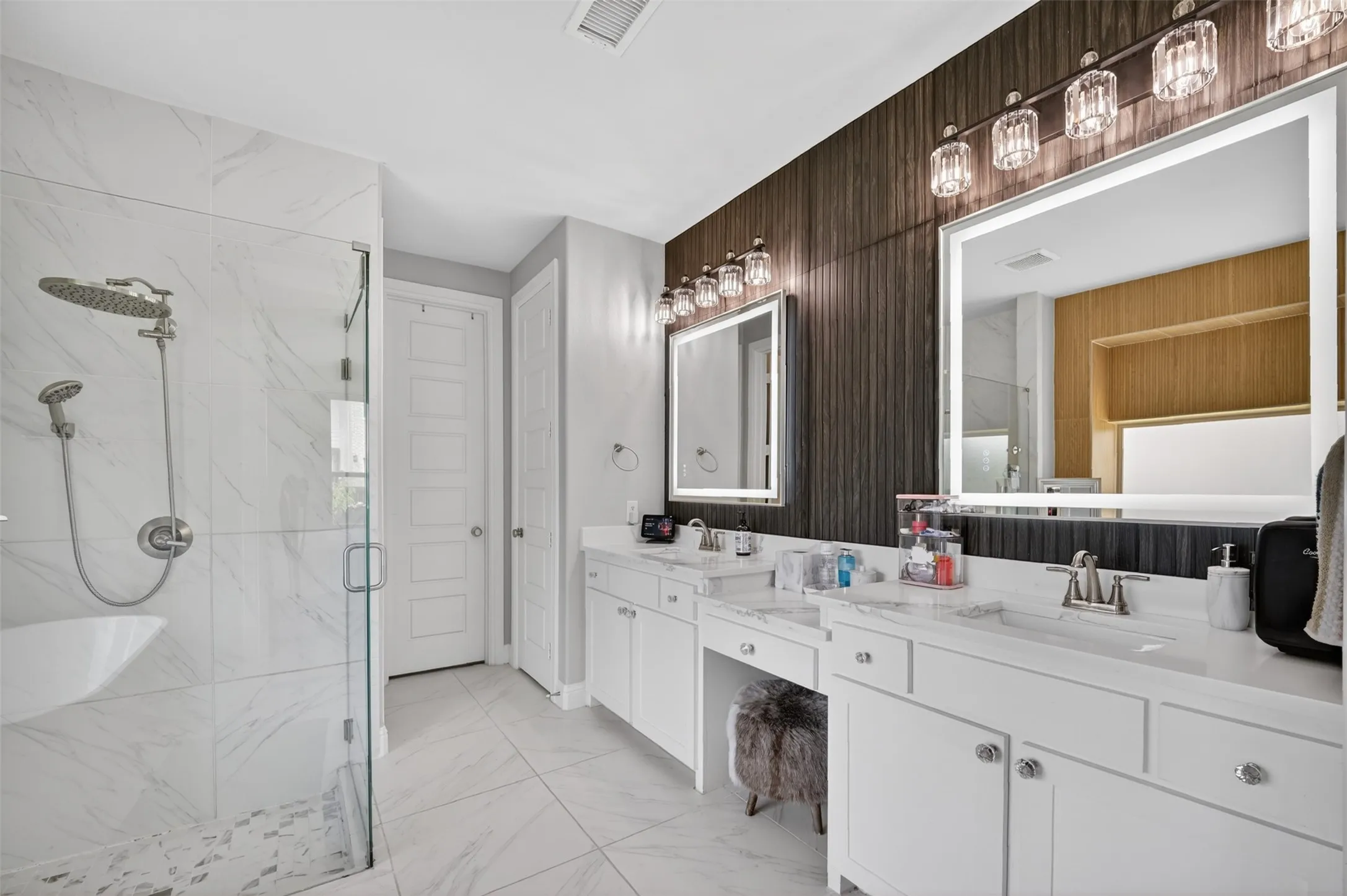 Single Family Residence For Rent in Collin County , 8700 Fairway Lane, Mc Kinney, Texas 75070, 4 Bedroom, 5 Bathroom, 2 Garage spaces, 3,106 Sqft, built in 2020, mls#21385251, Real Estate Agent in Mc Kinney, Homes For Rent in Collin county, Homes For Rent in Mc Kinney, Realtor in Mc Kinney Texas, Real Estate Brokerage Independent Realty Texas, Luminita Cordes Realtor